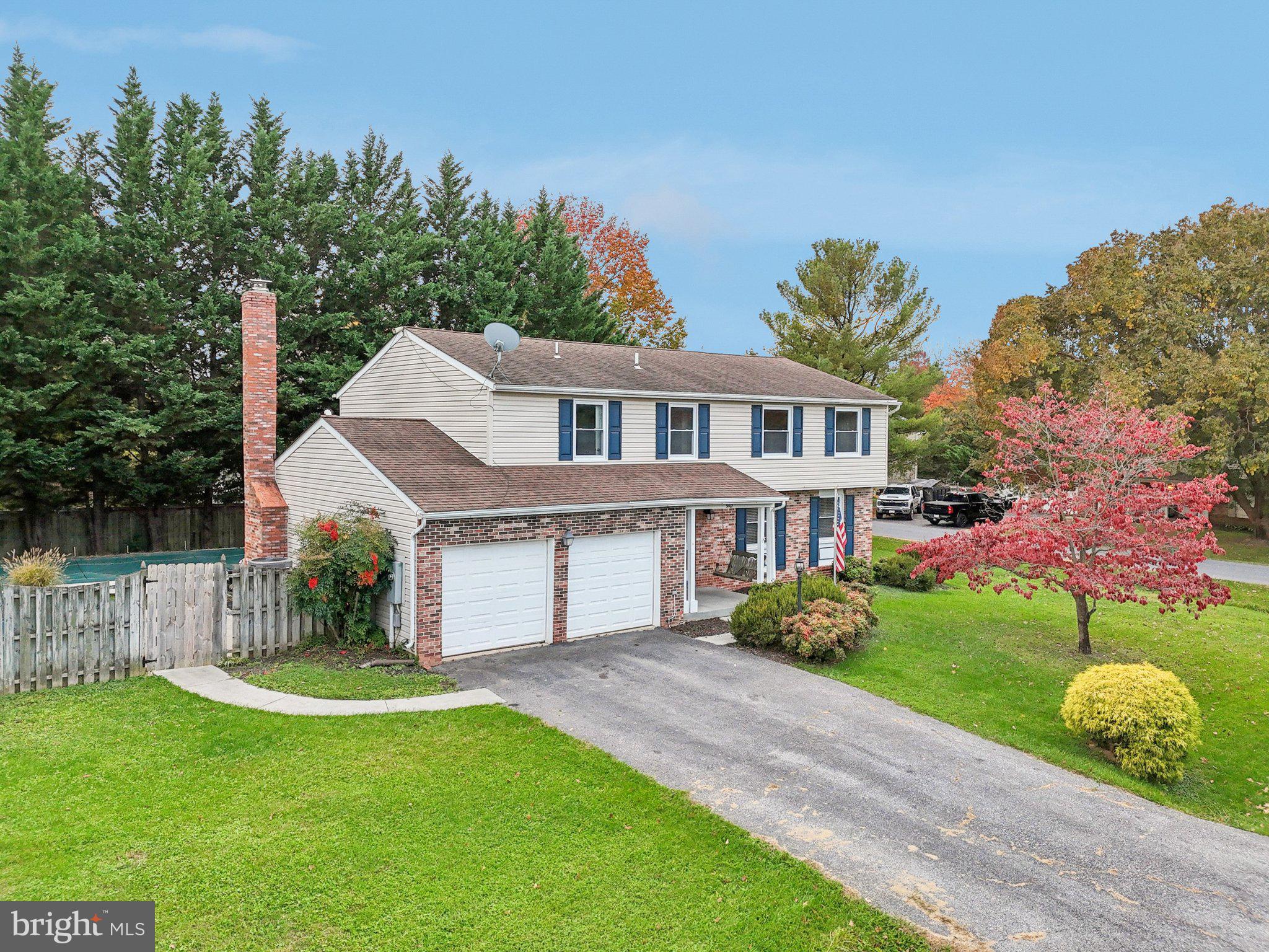 GLADE MANOR - Residential