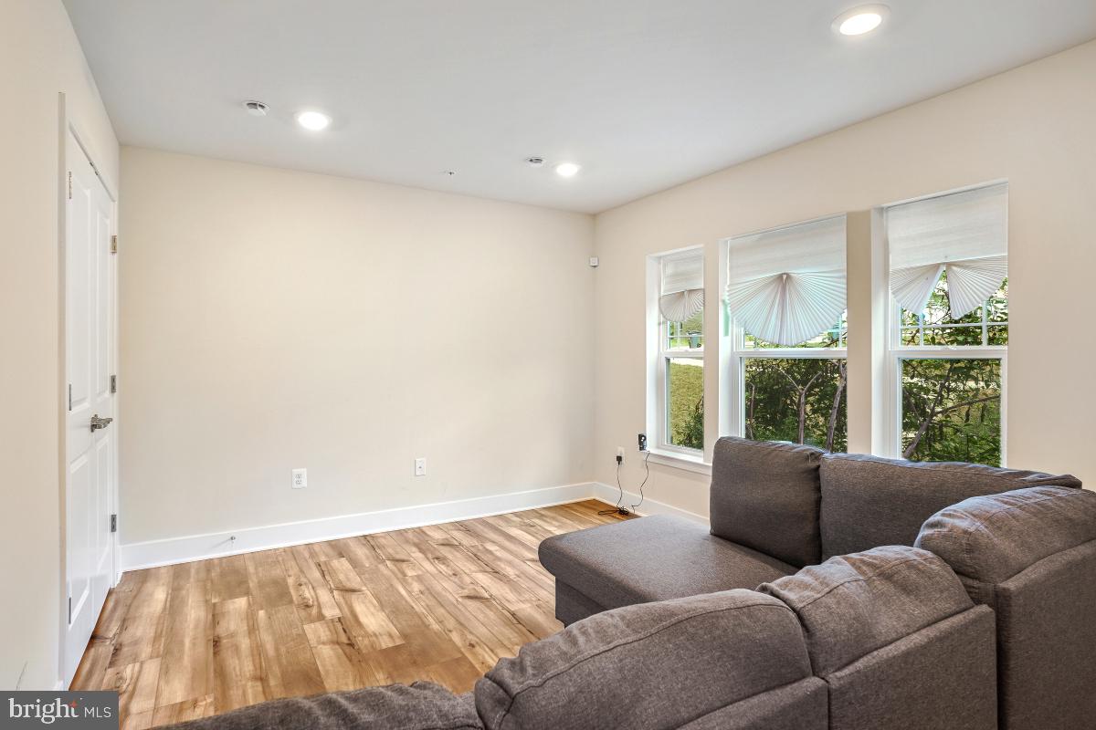 BRYANS GREEN - Residential