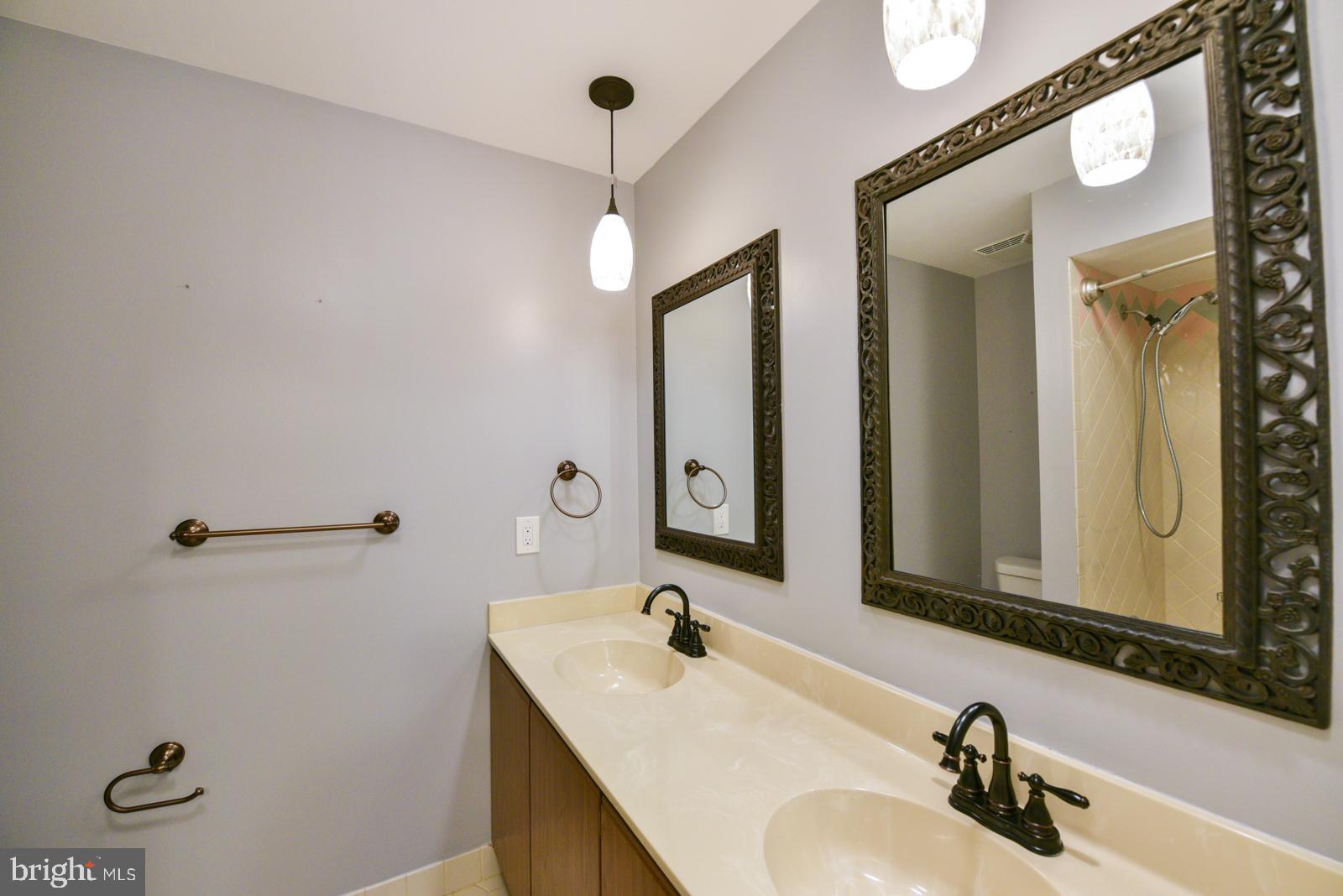 WETHERSFIELD - Residential Lease