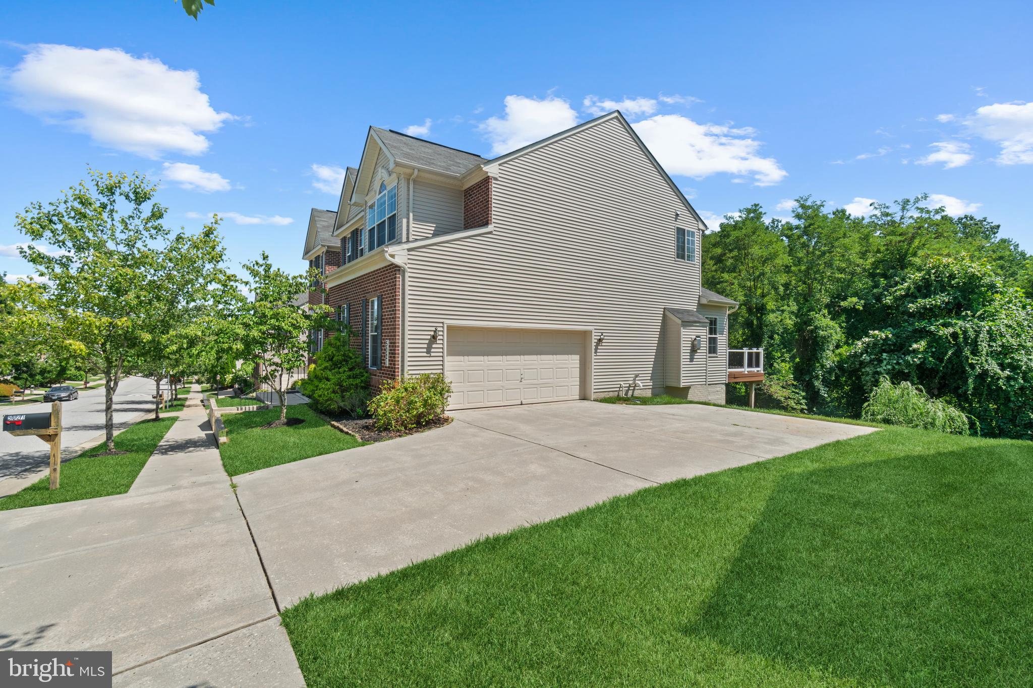 5021 AUTUMN GLOW WAY