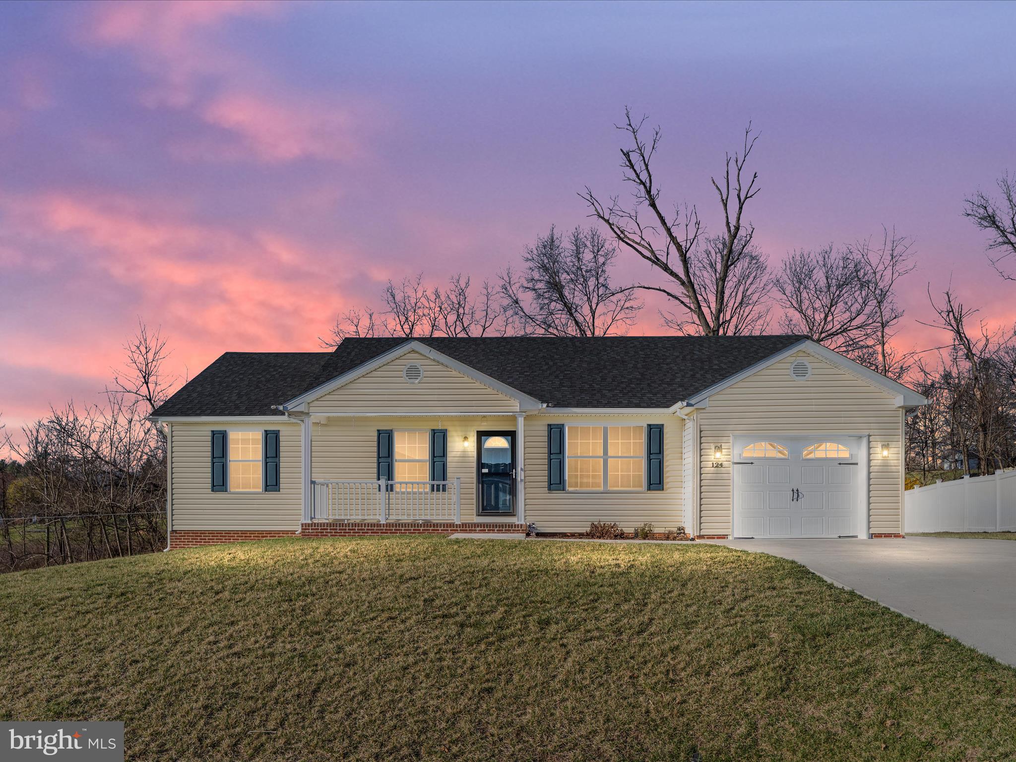 MADISON ESTATES - Residential