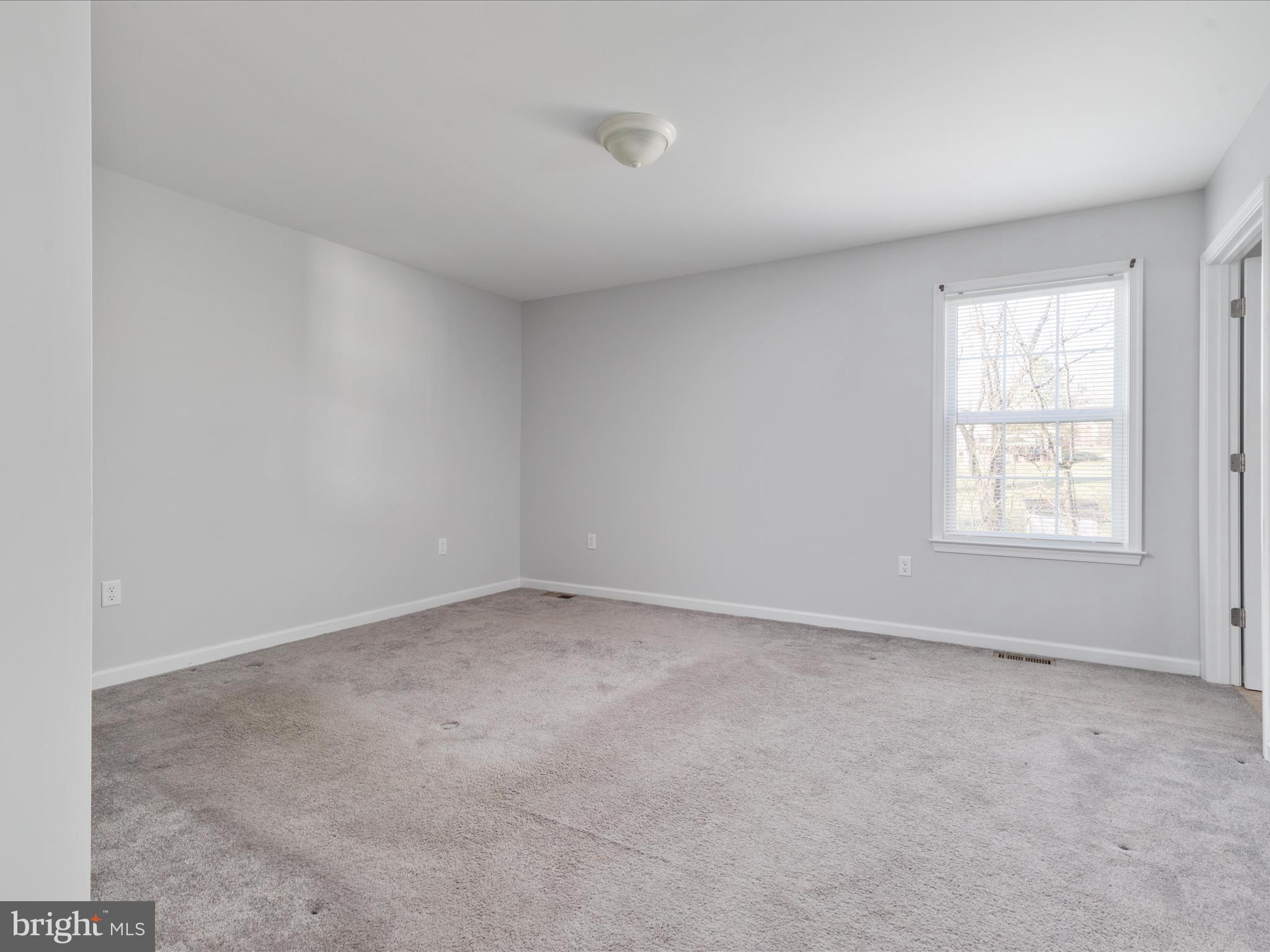 MADISON ESTATES - Residential