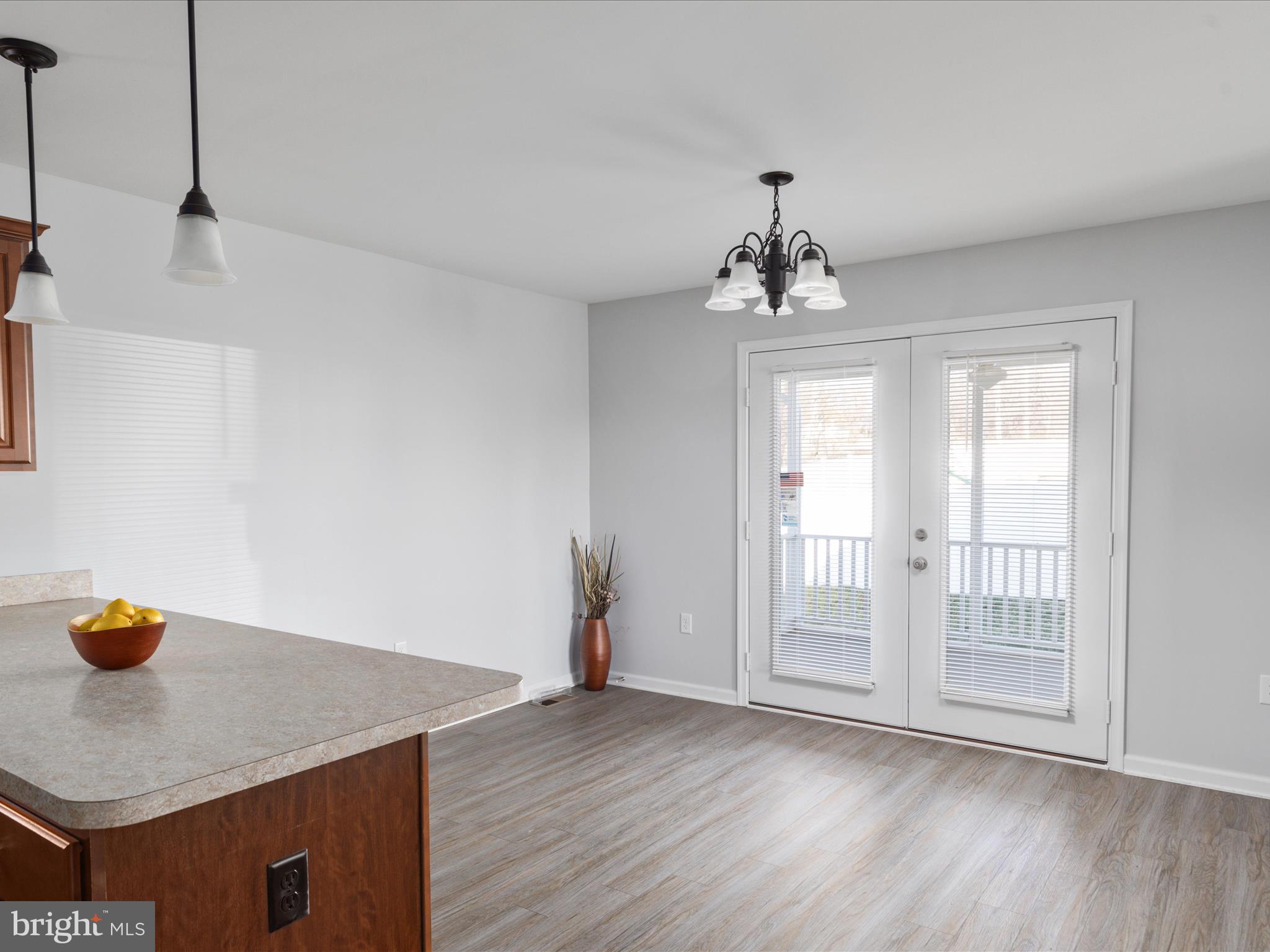 MADISON ESTATES - Residential