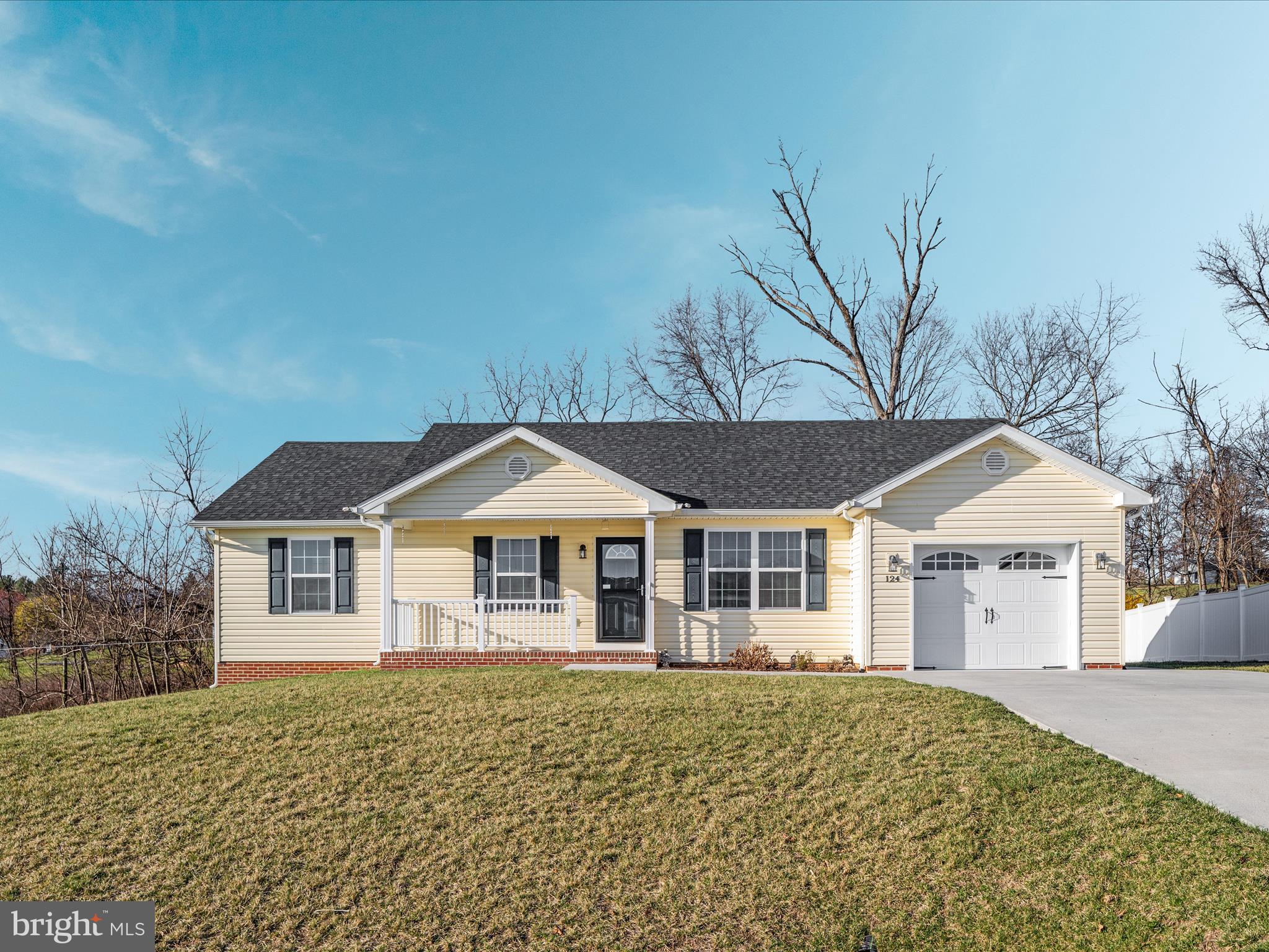 MADISON ESTATES - Residential