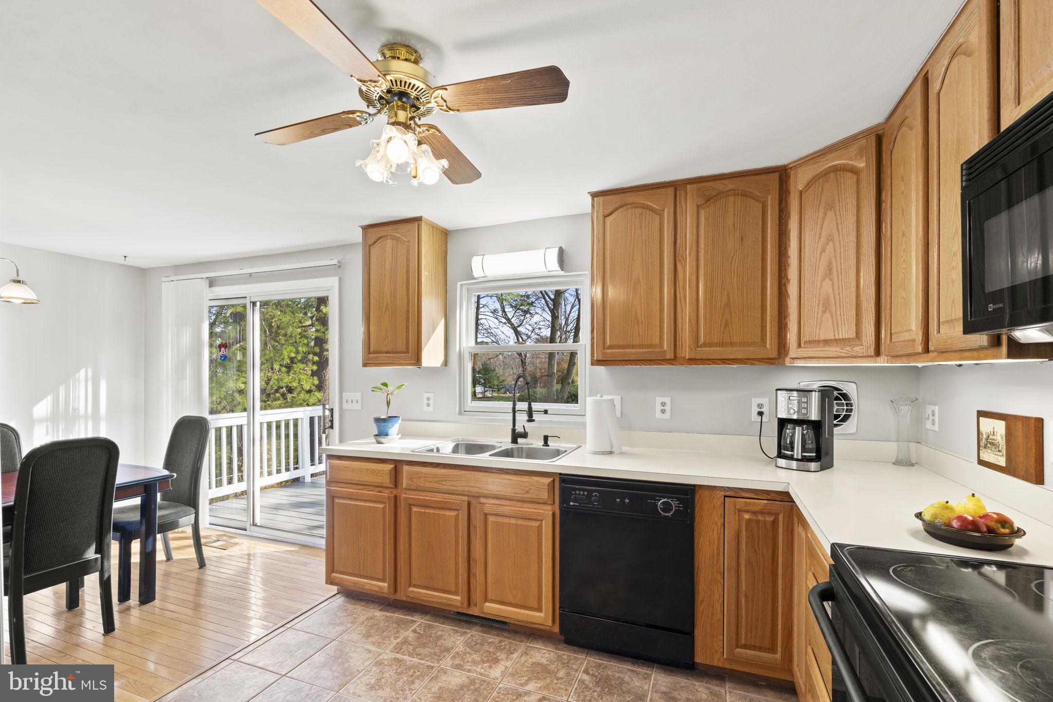 FOXLEE - Residential