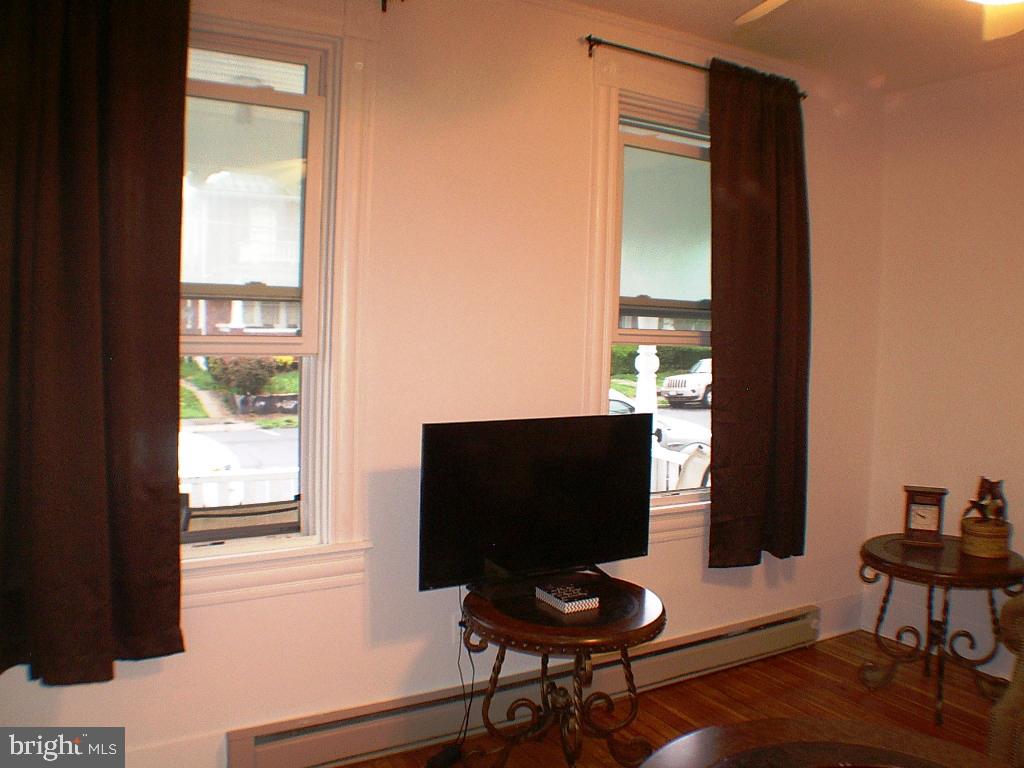 WINCHESTER CITY - Residential