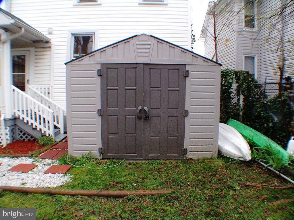 WINCHESTER CITY - Residential