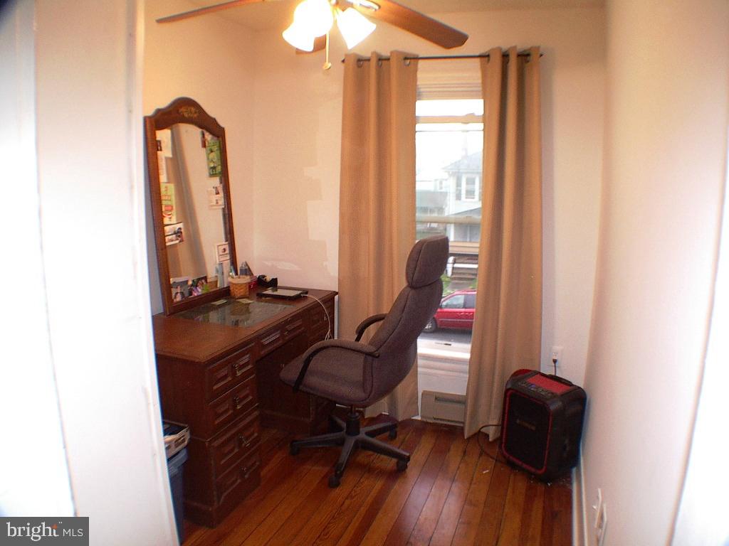 WINCHESTER CITY - Residential