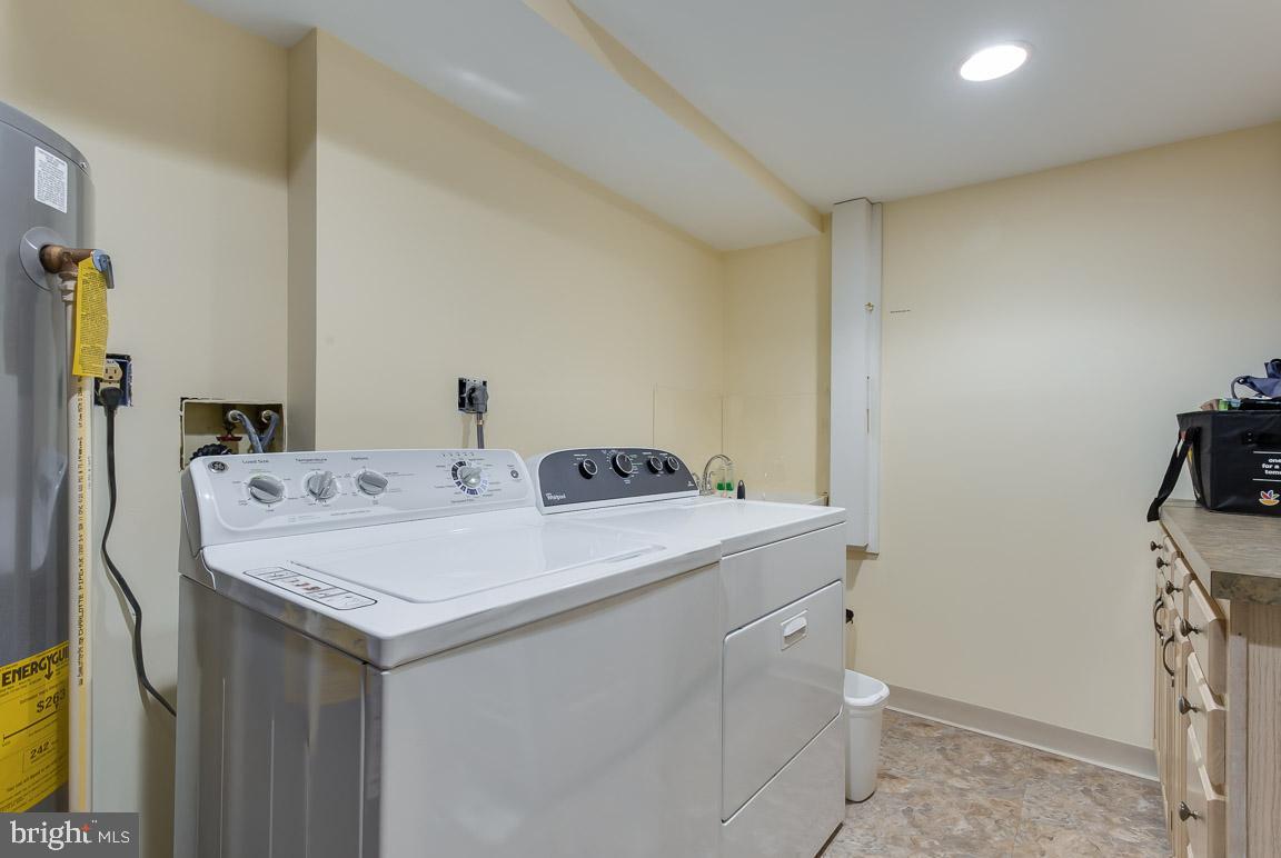 THE MEWS - Residential