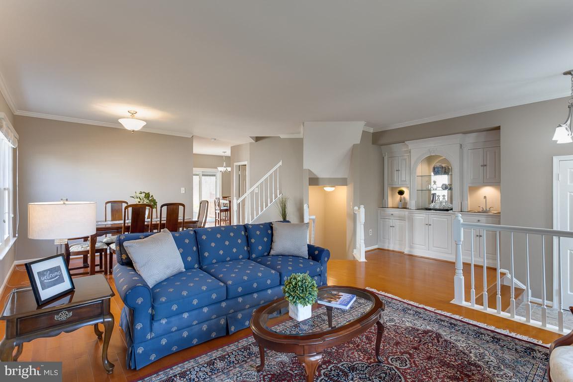 THE MEWS - Residential