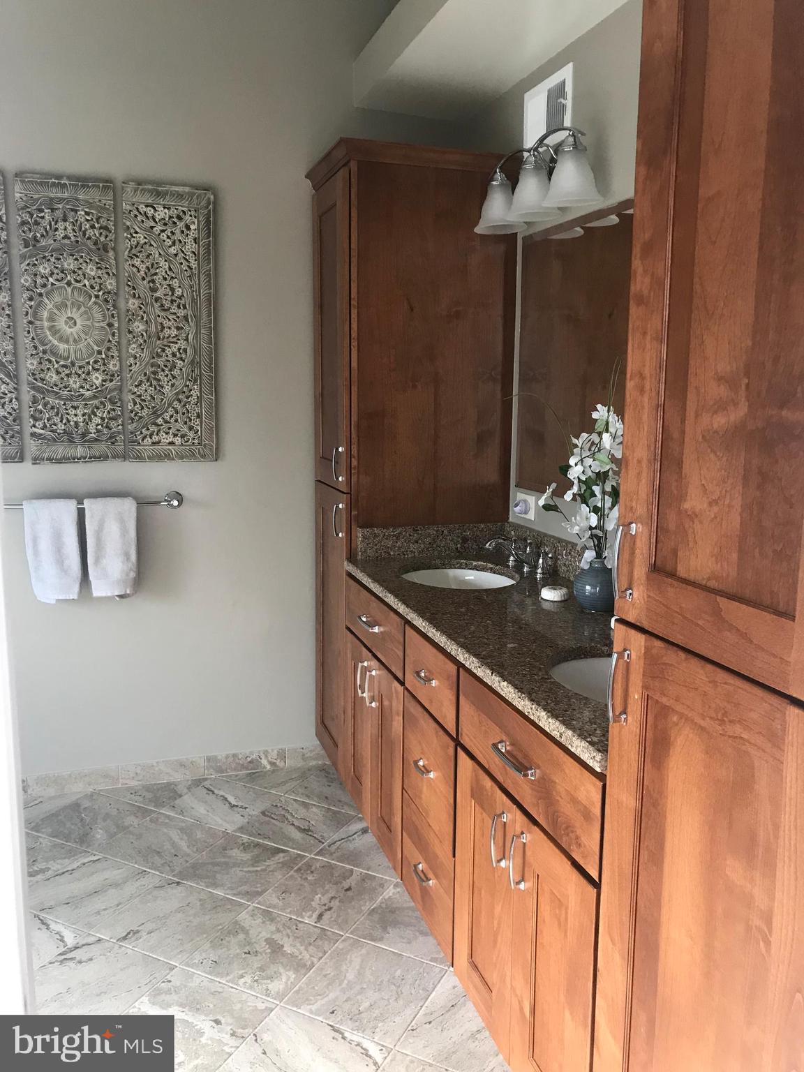 THE MEWS - Residential