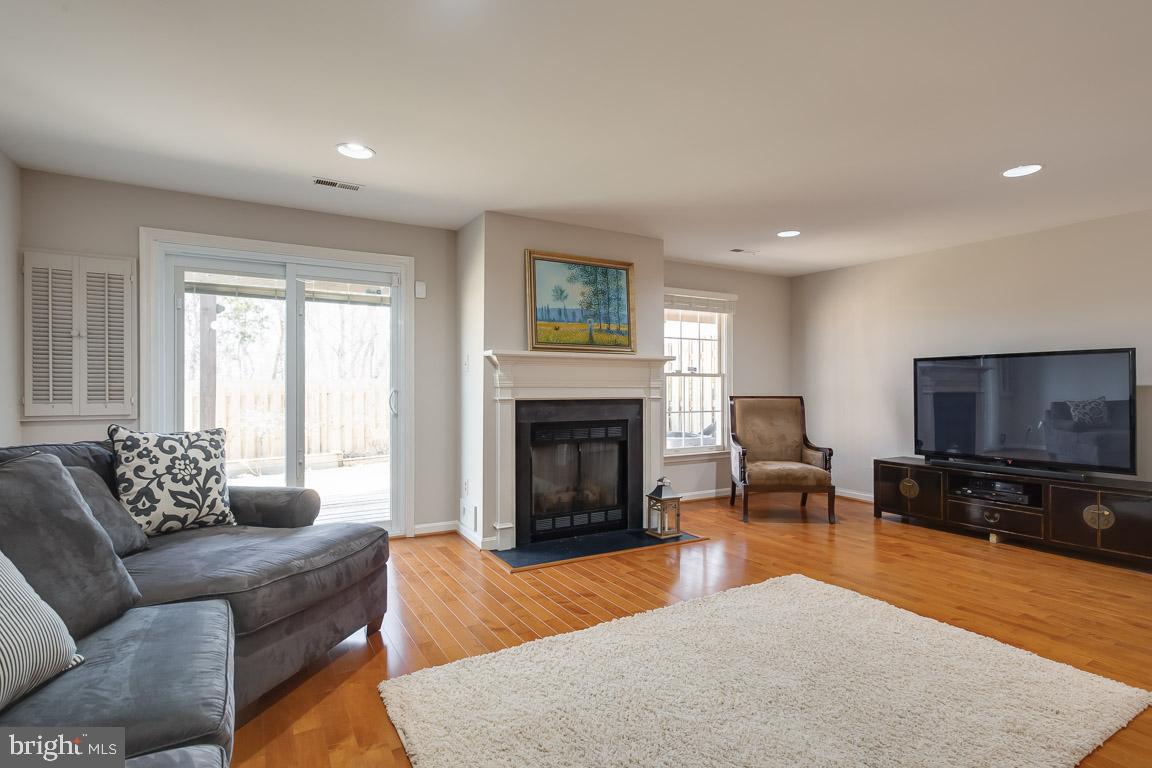 THE MEWS - Residential