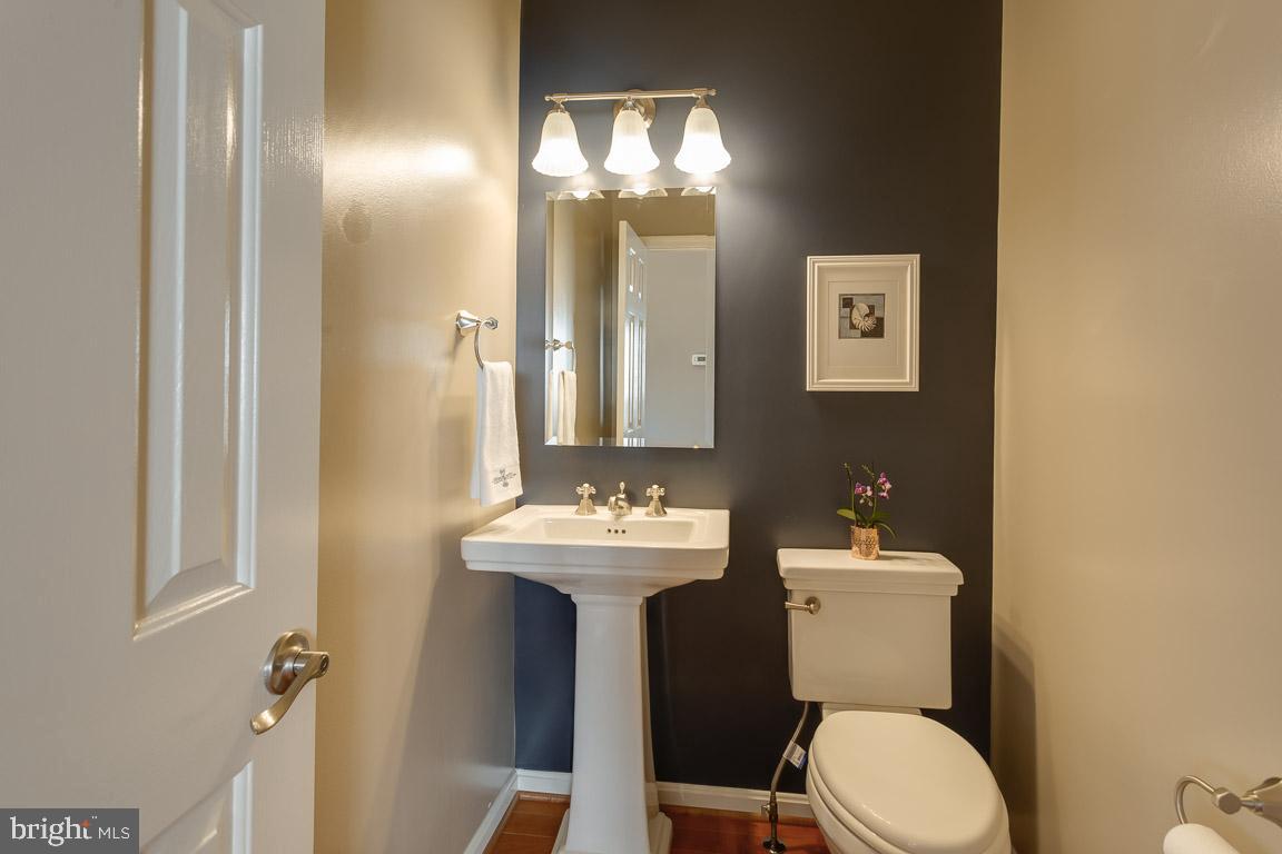 THE MEWS - Residential