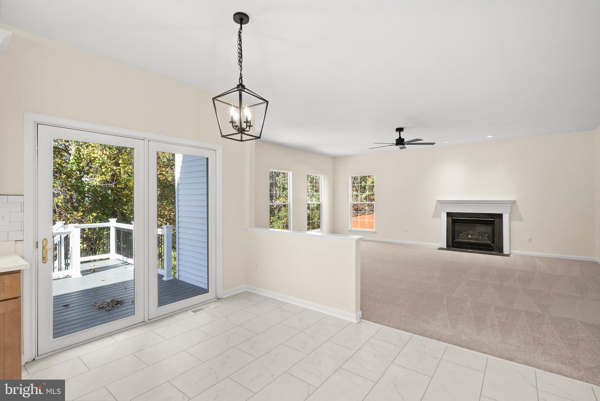 HAMPTON OAKS - Residential