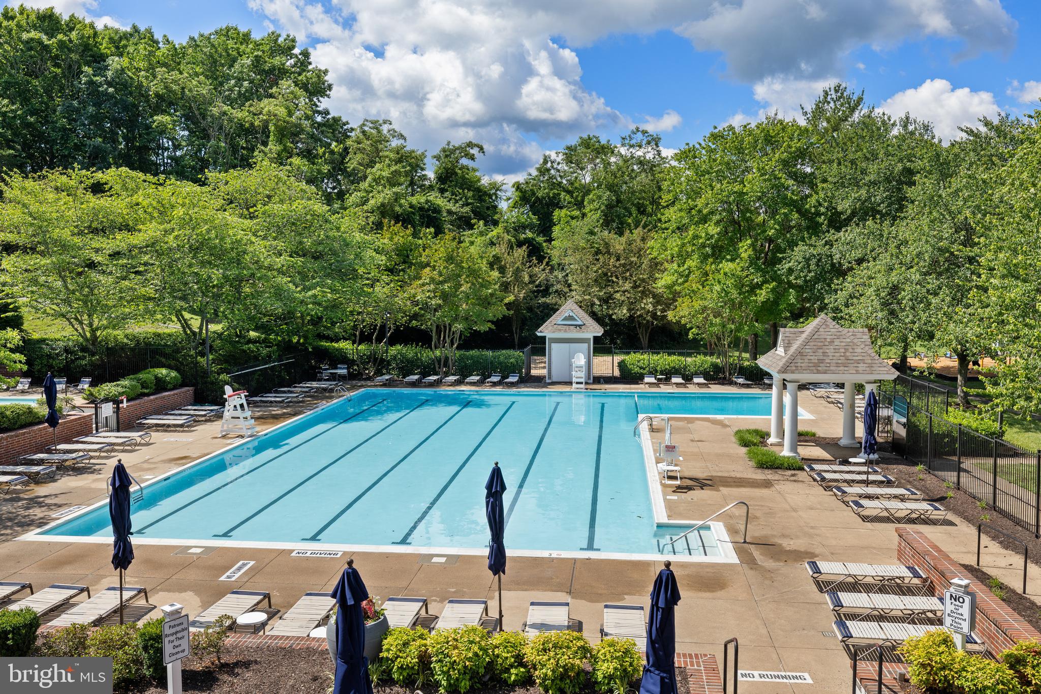 HAMPTON OAKS - Residential