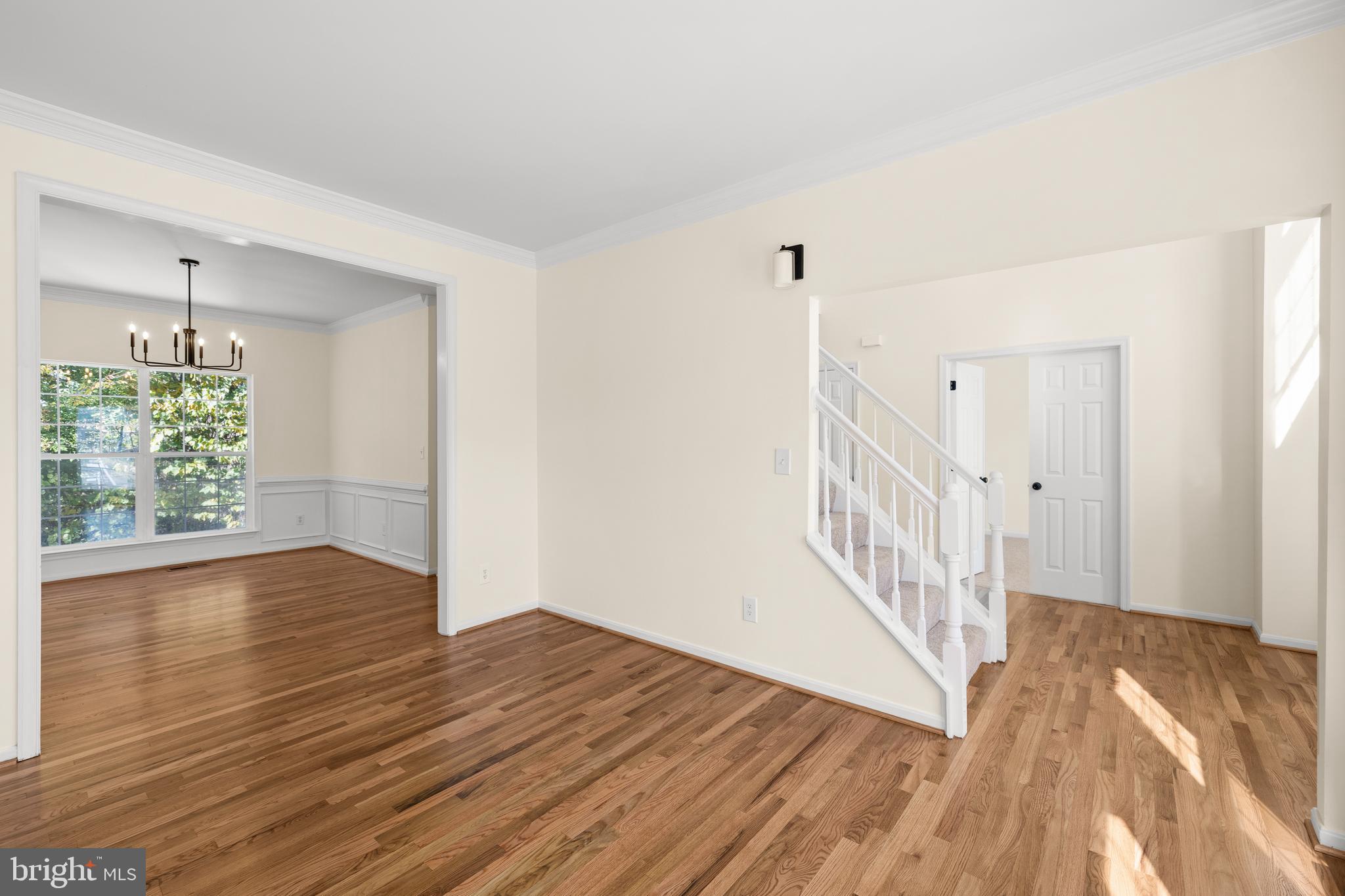 HAMPTON OAKS - Residential