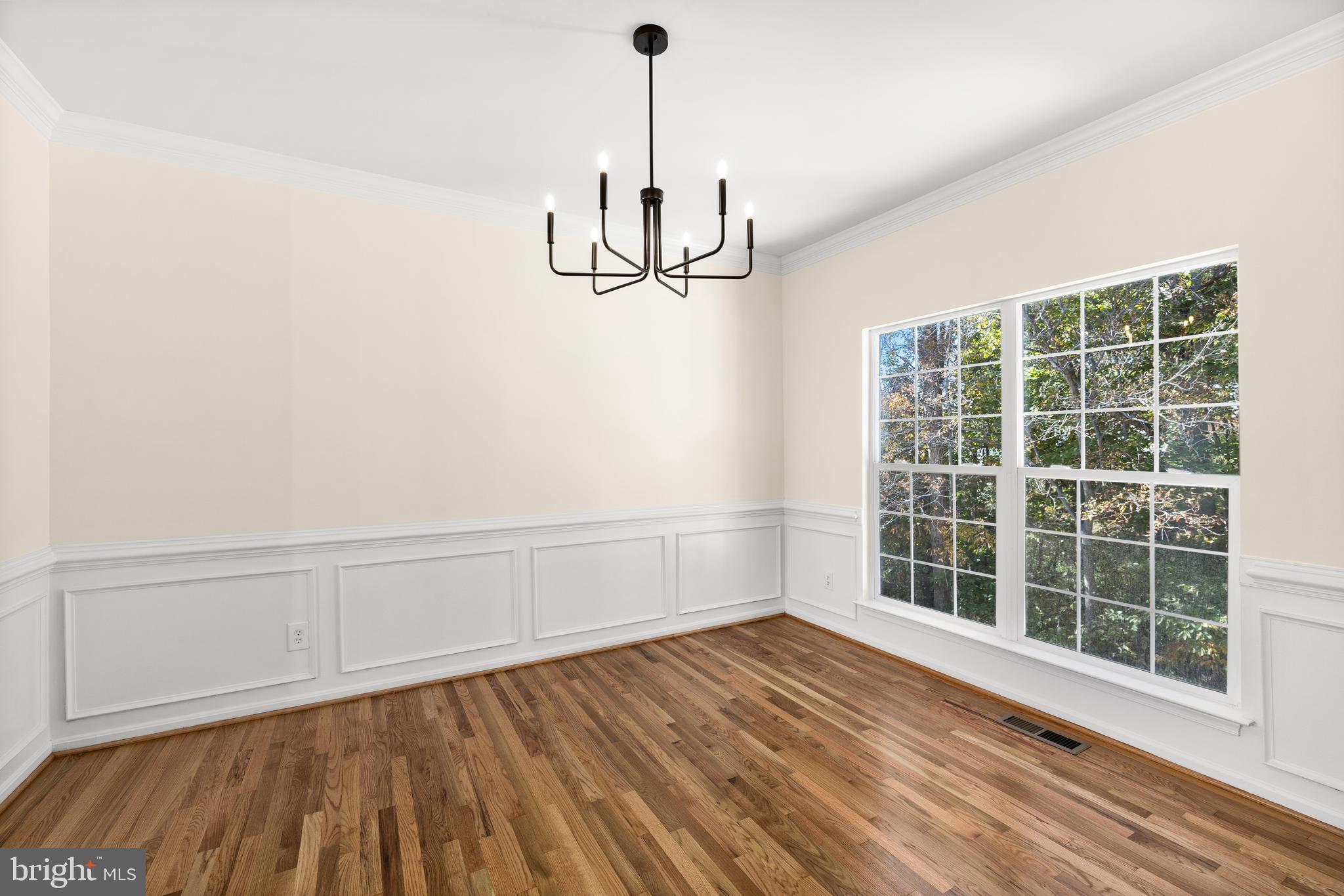 HAMPTON OAKS - Residential