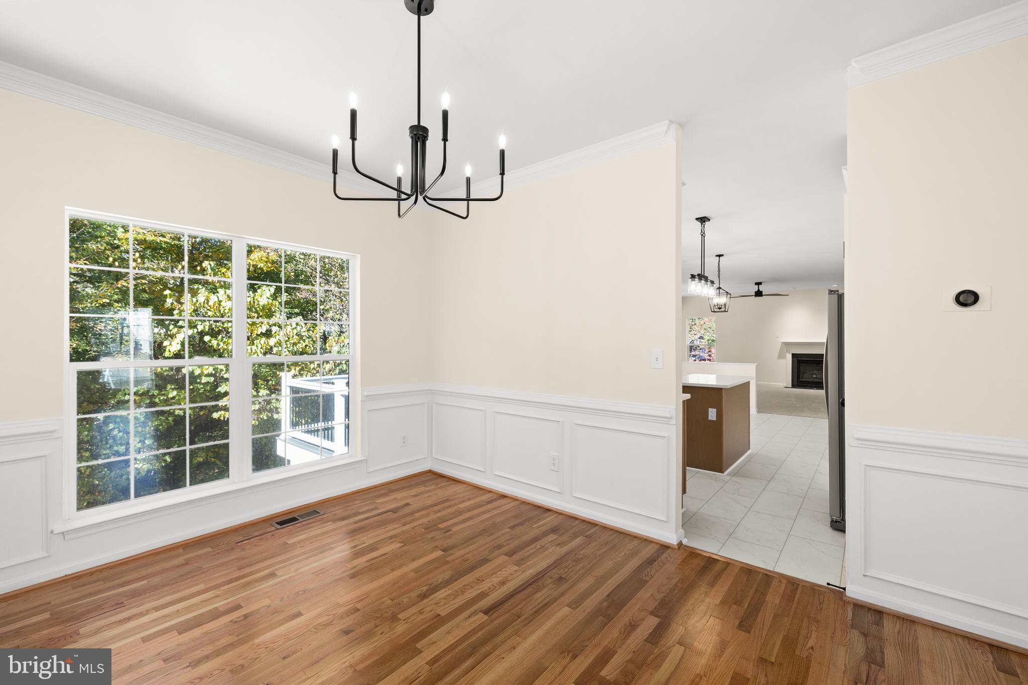 HAMPTON OAKS - Residential