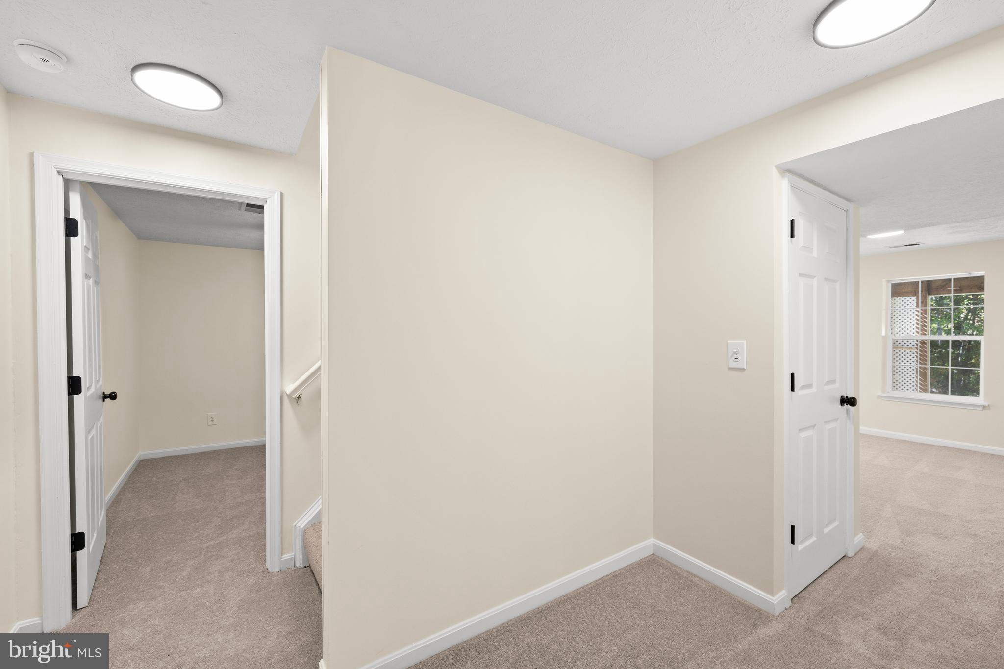 HAMPTON OAKS - Residential