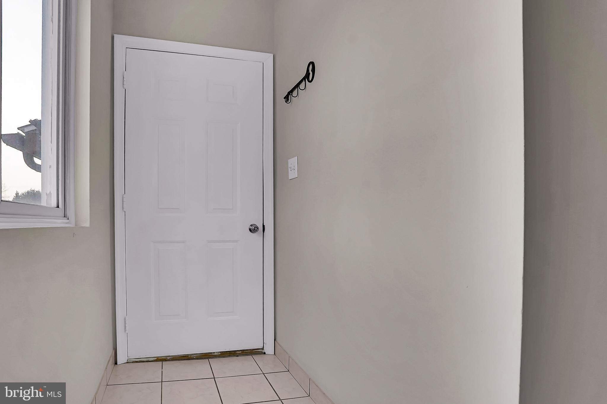 ROCKY SPRING ACRES - Residential