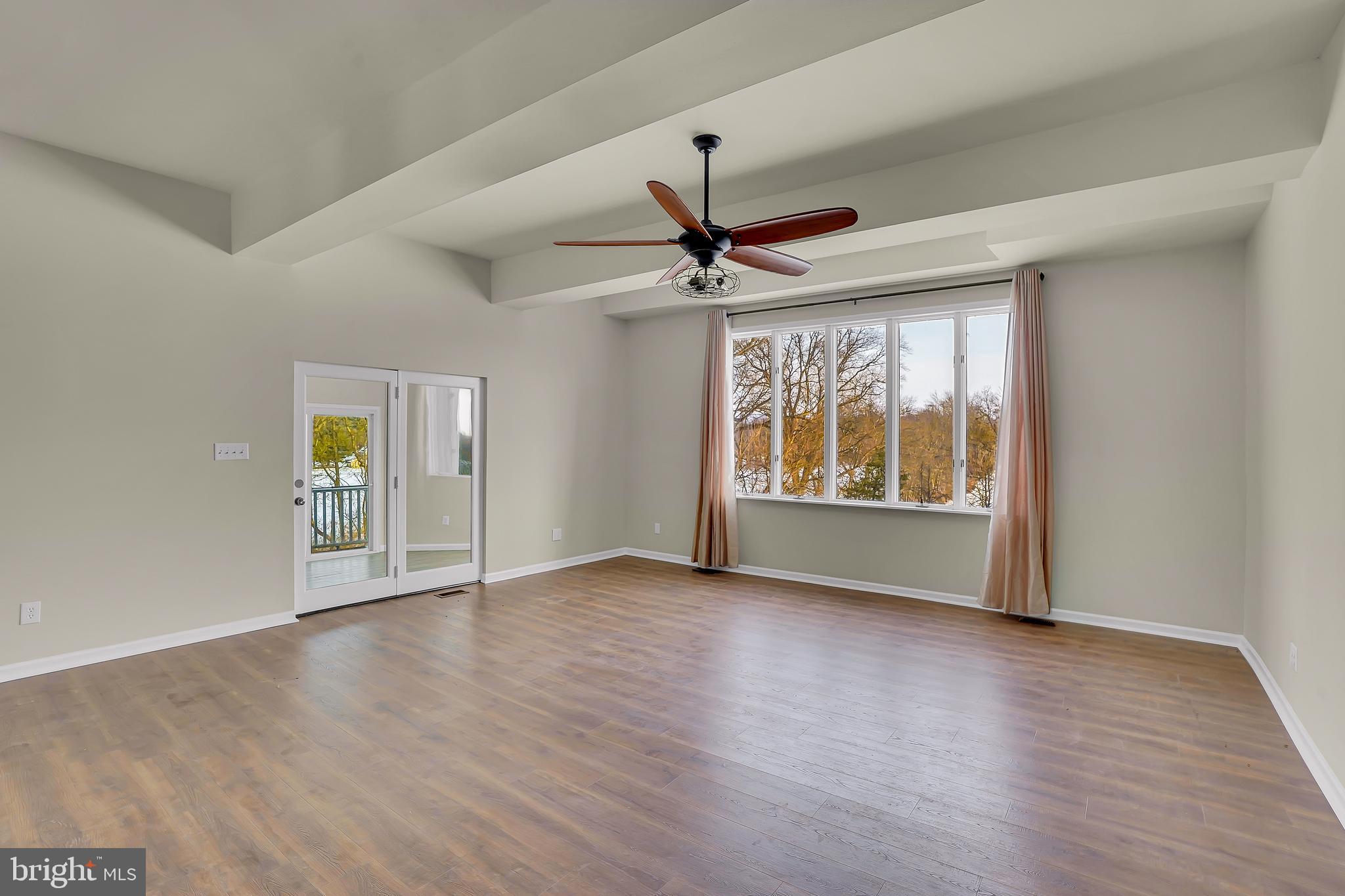 ROCKY SPRING ACRES - Residential