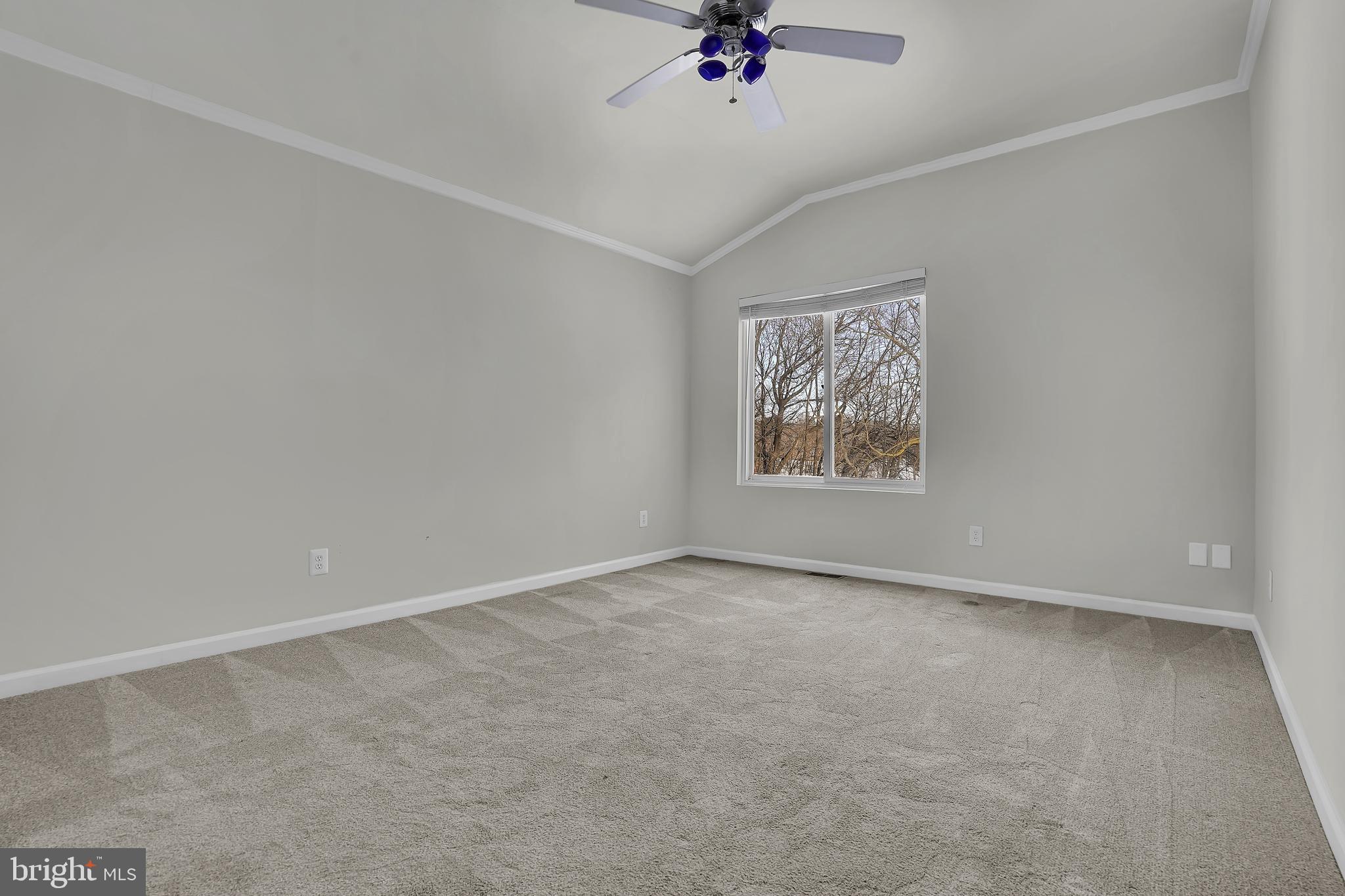 ROCKY SPRING ACRES - Residential