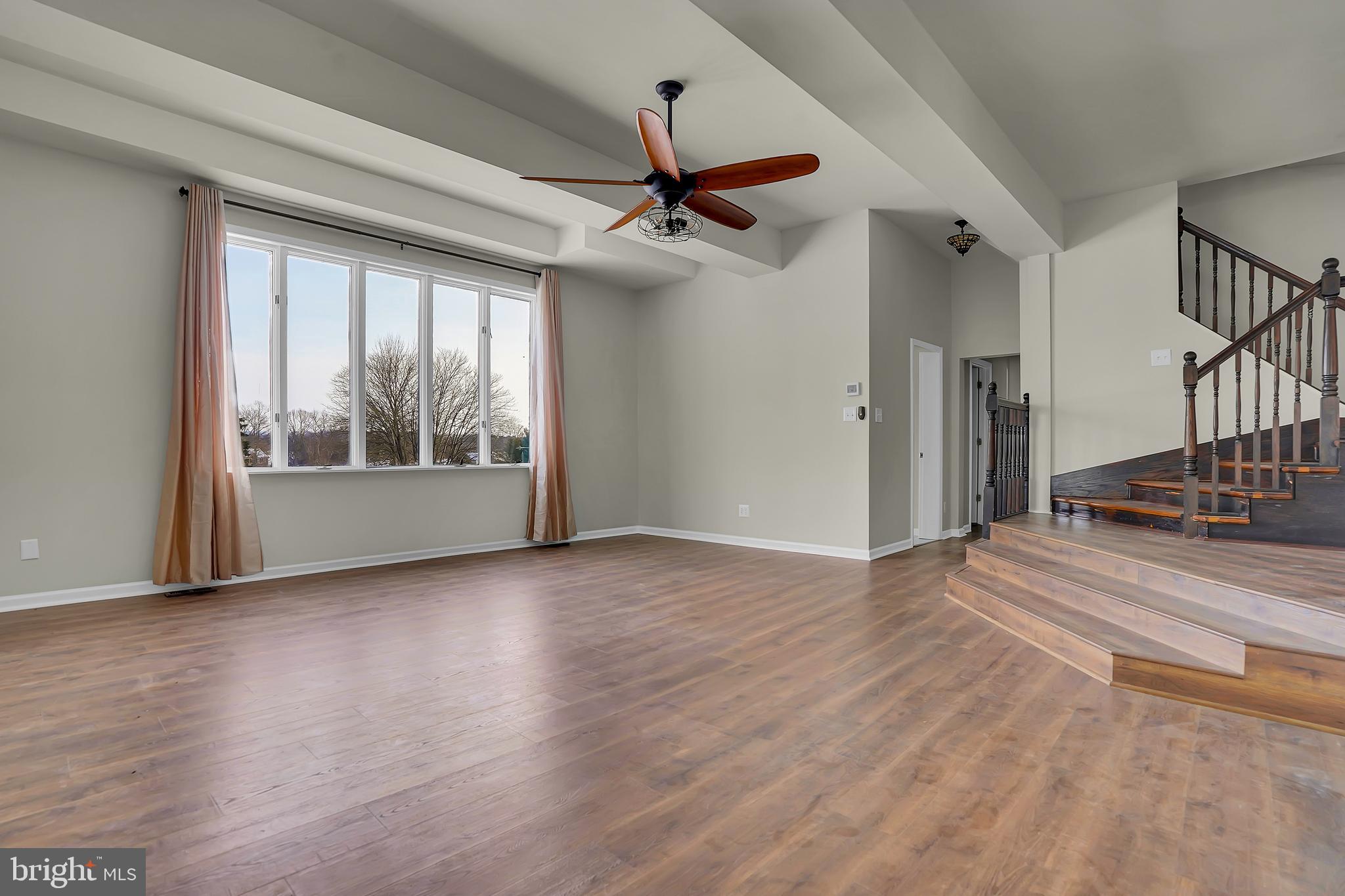 ROCKY SPRING ACRES - Residential