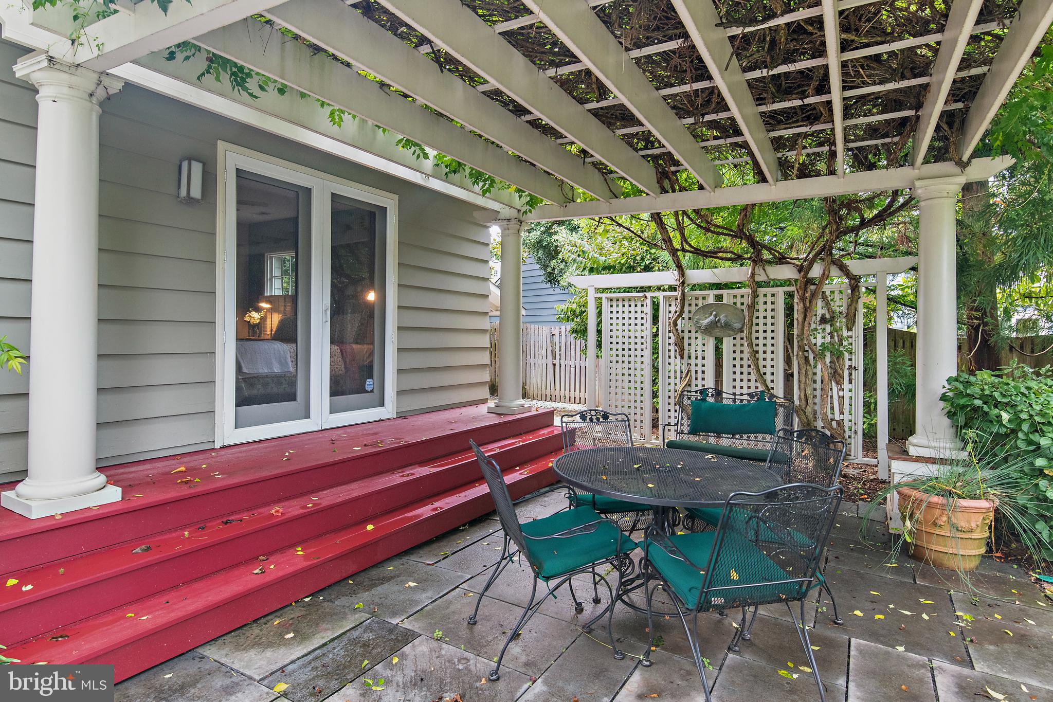 WARDOUR - Residential