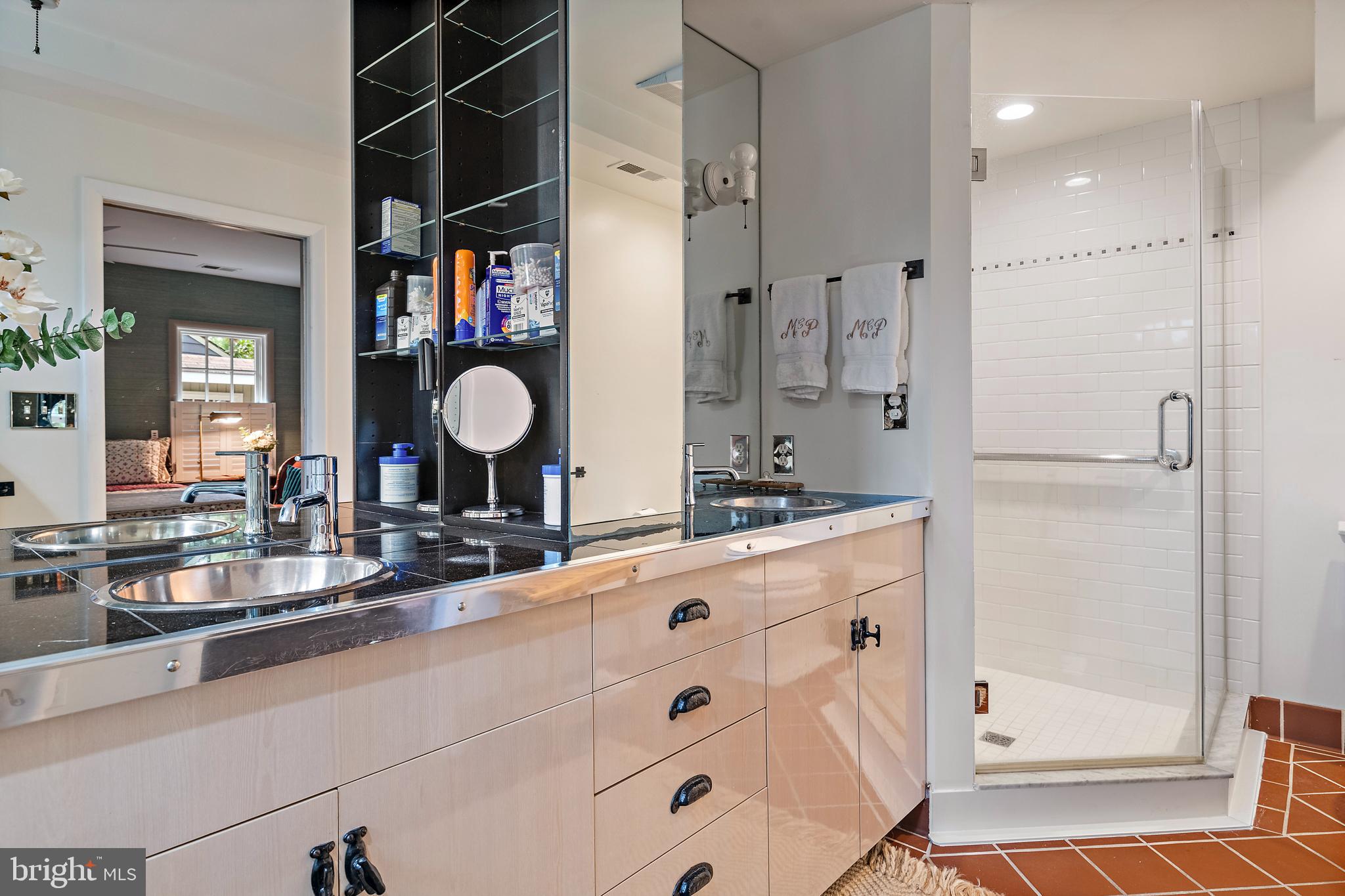 WARDOUR - Residential