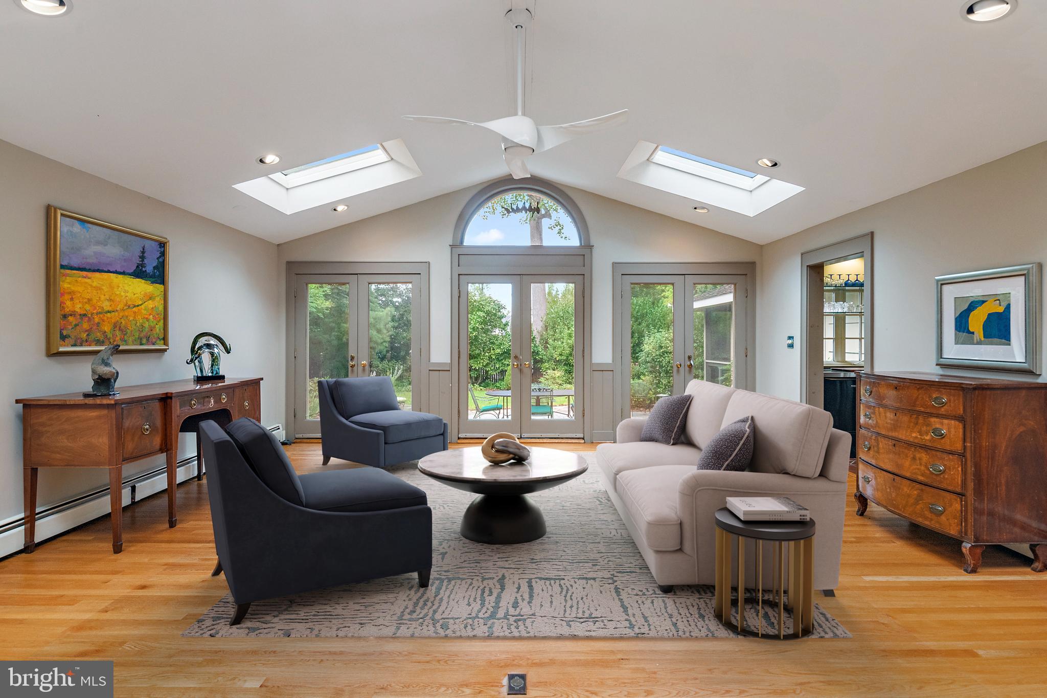 WARDOUR - Residential