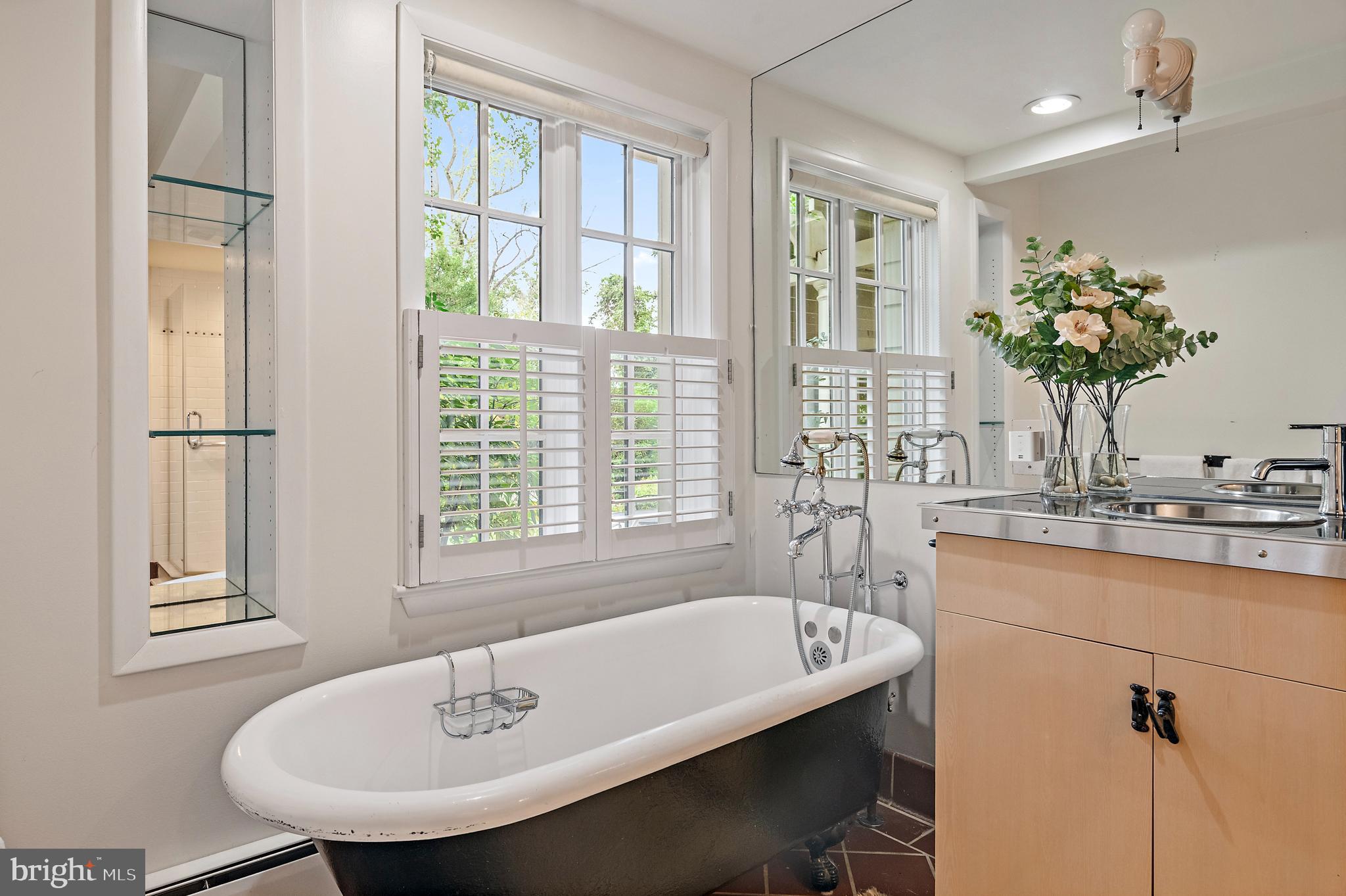 WARDOUR - Residential