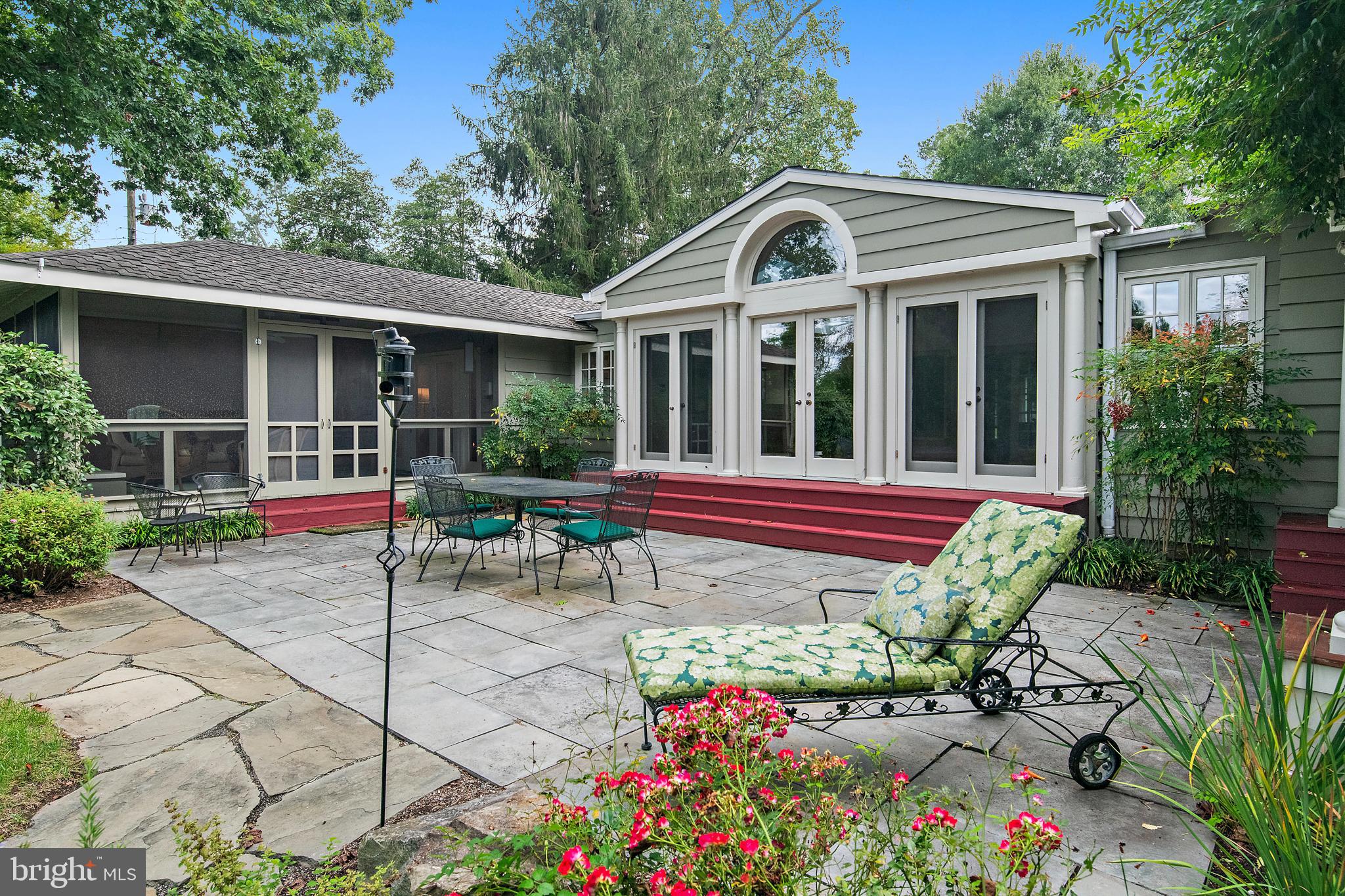 WARDOUR - Residential