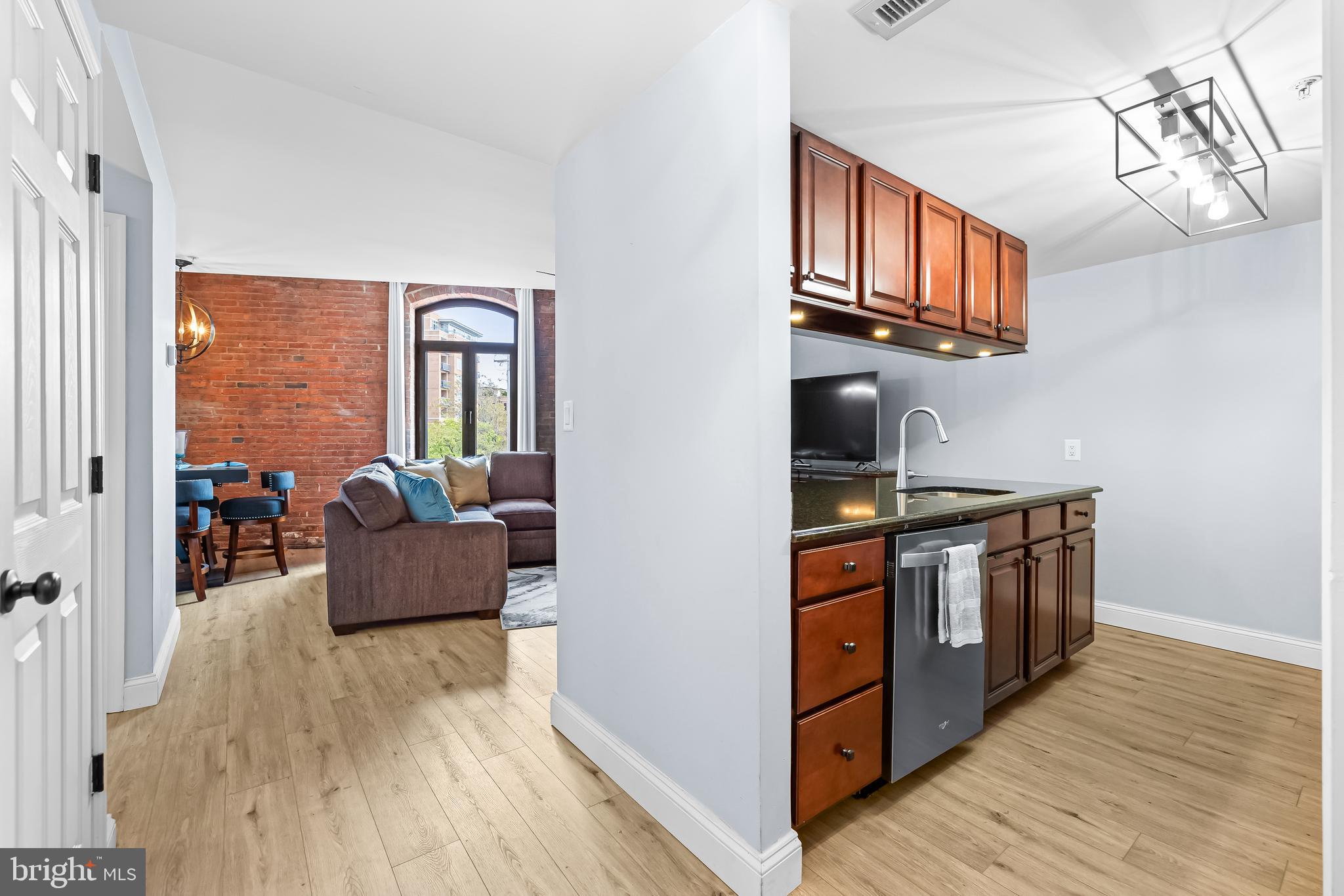 FELLS POINT HISTORIC DISTRICT - Residential