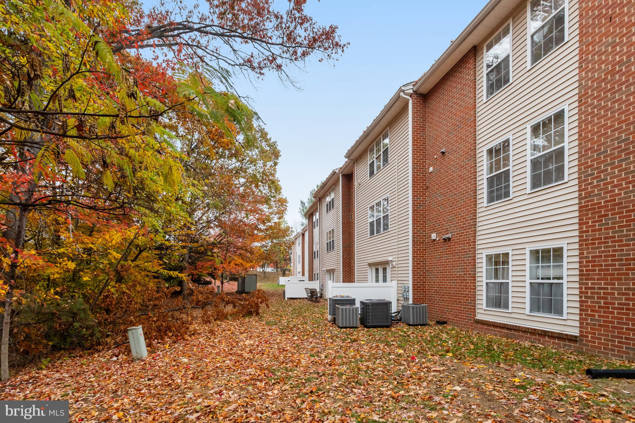 HIGH POINTE AT RIPPON LANDING - Residential