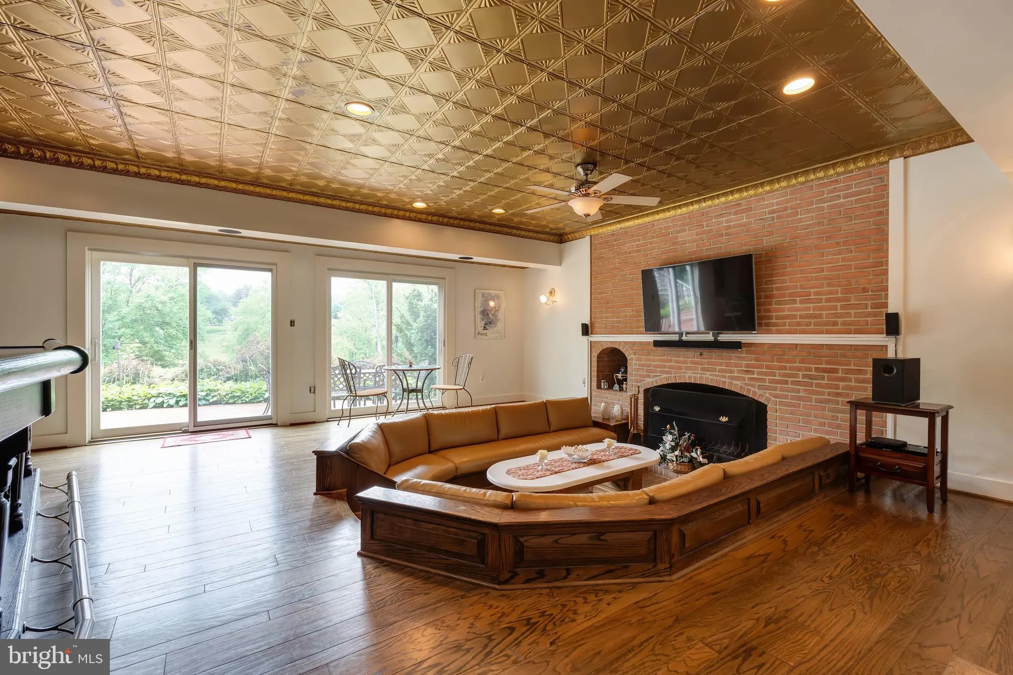 Oakton, Virginia 22124, United States, 6 Bedrooms Bedrooms, ,6 BathroomsBathrooms,Residential,Active,117109