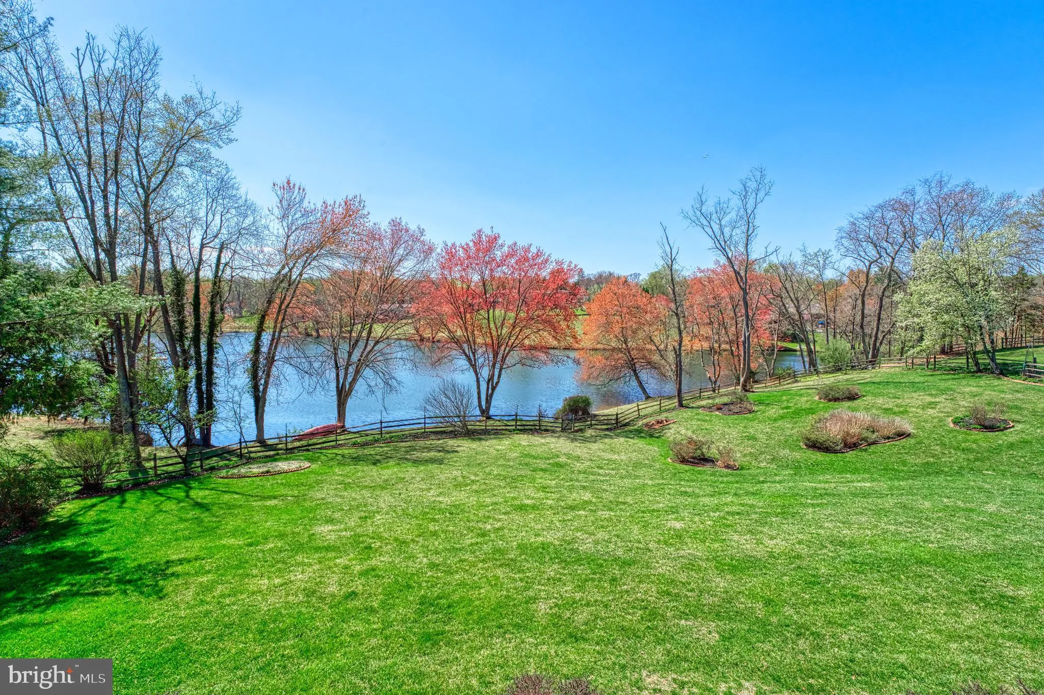 Oakton, Virginia 22124, United States, 6 Bedrooms Bedrooms, ,6 BathroomsBathrooms,Residential,Active,117109