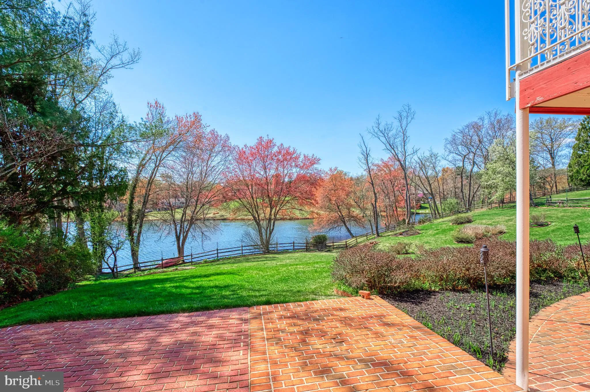 Oakton, Virginia 22124, United States, 6 Bedrooms Bedrooms, ,6 BathroomsBathrooms,Residential,Active,117109