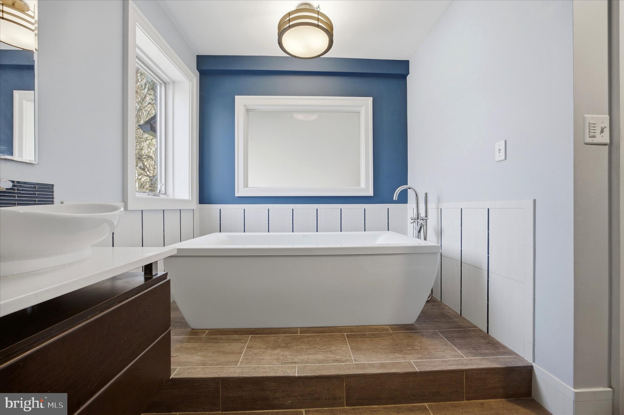 GULPH MILLS VIL - Residential