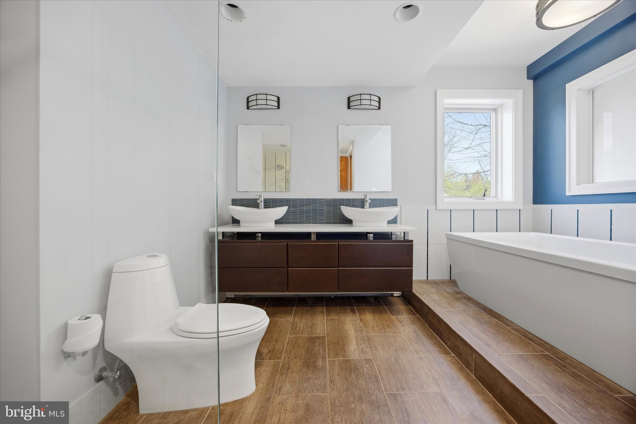 GULPH MILLS VIL - Residential