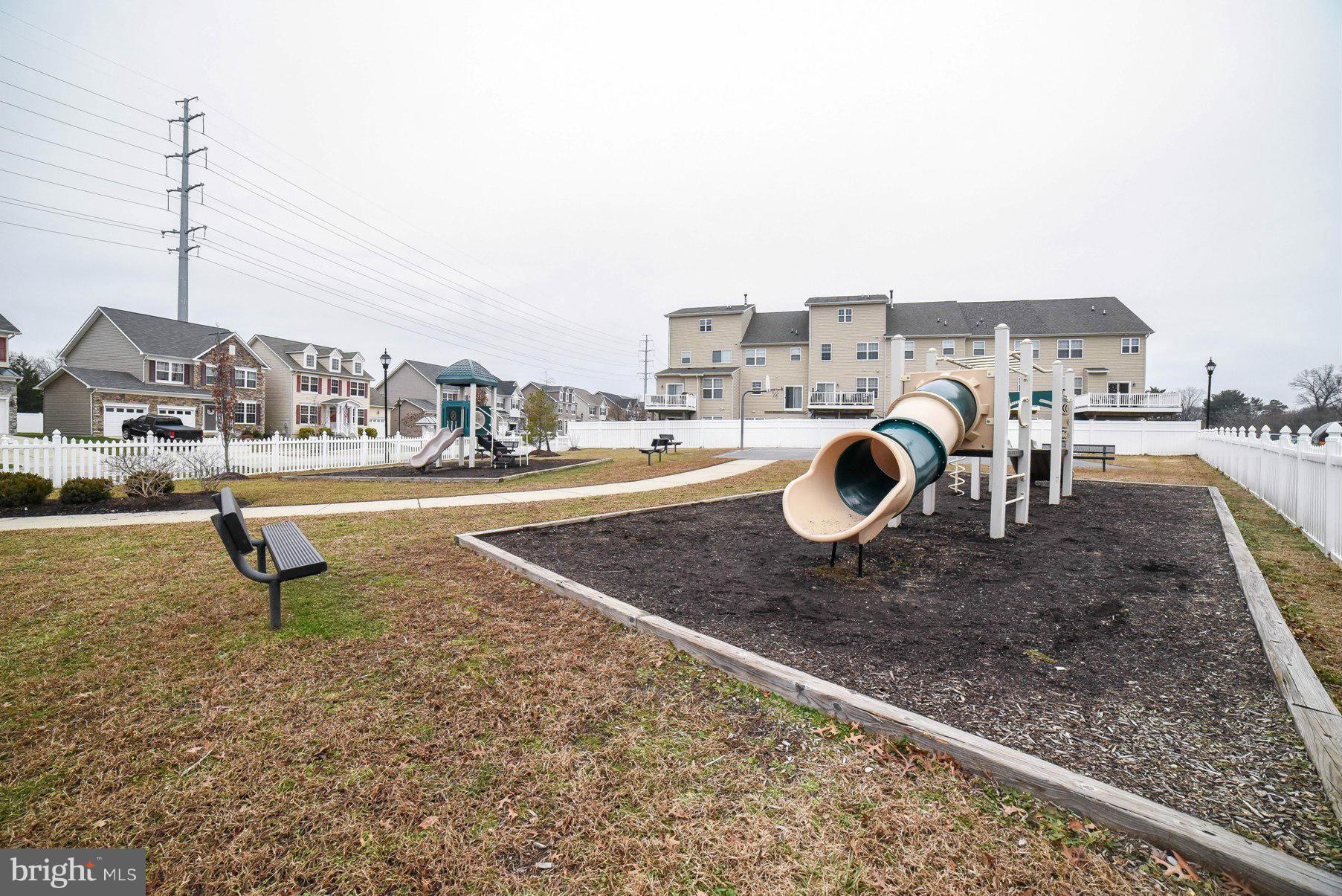 PRINCE FREDERICK CROSSING - Residential