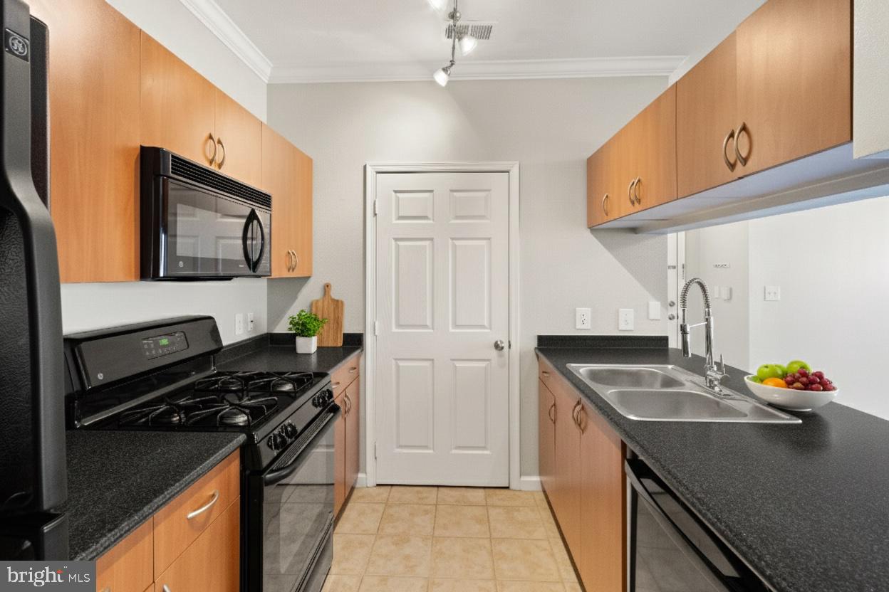 ASHMORE AT GERMANOWN COMMUNITY - Residential