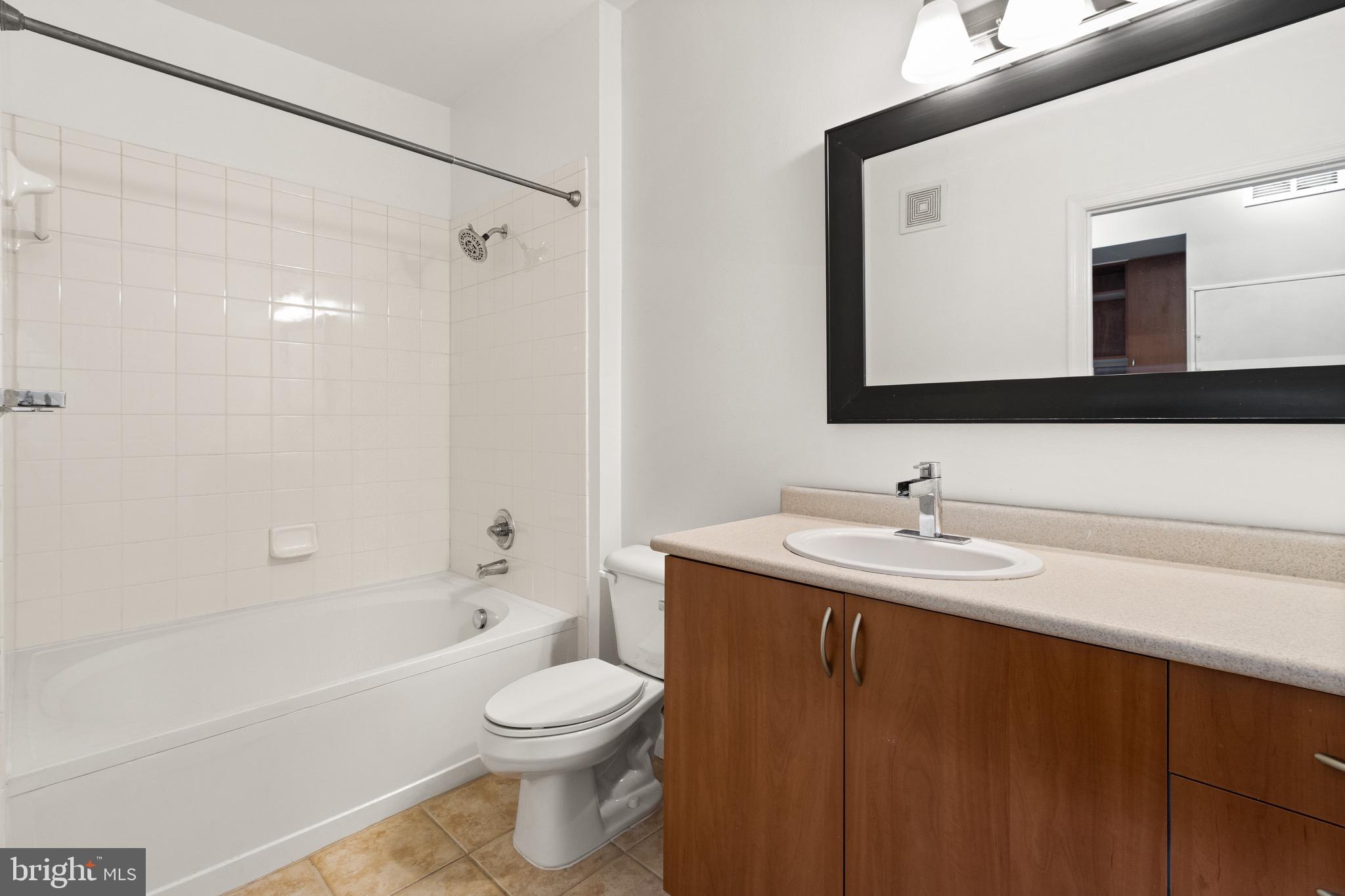 ASHMORE AT GERMANOWN COMMUNITY - Residential