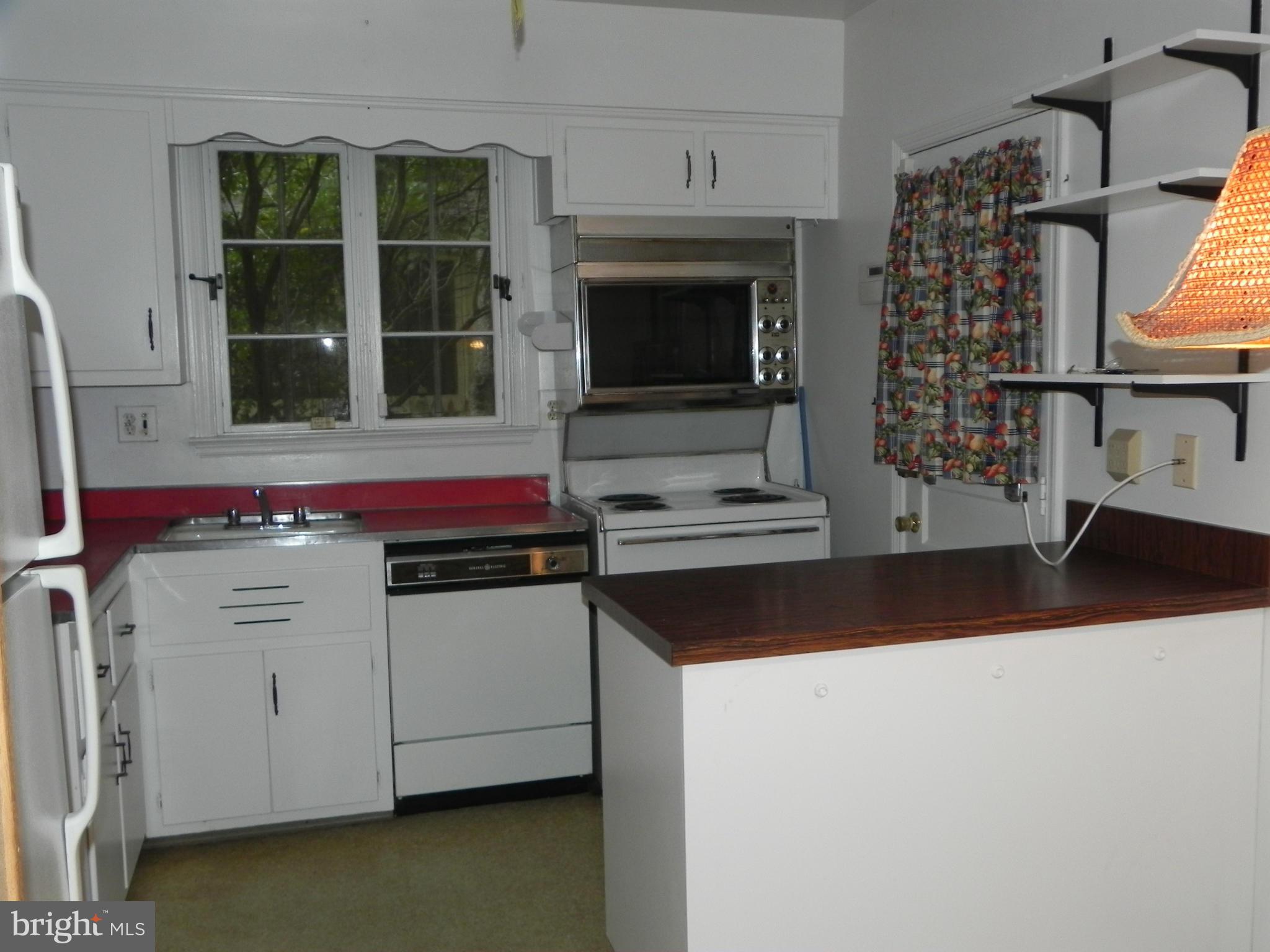 GREATER HOMELAND HISTORIC DISTRICT - Residential