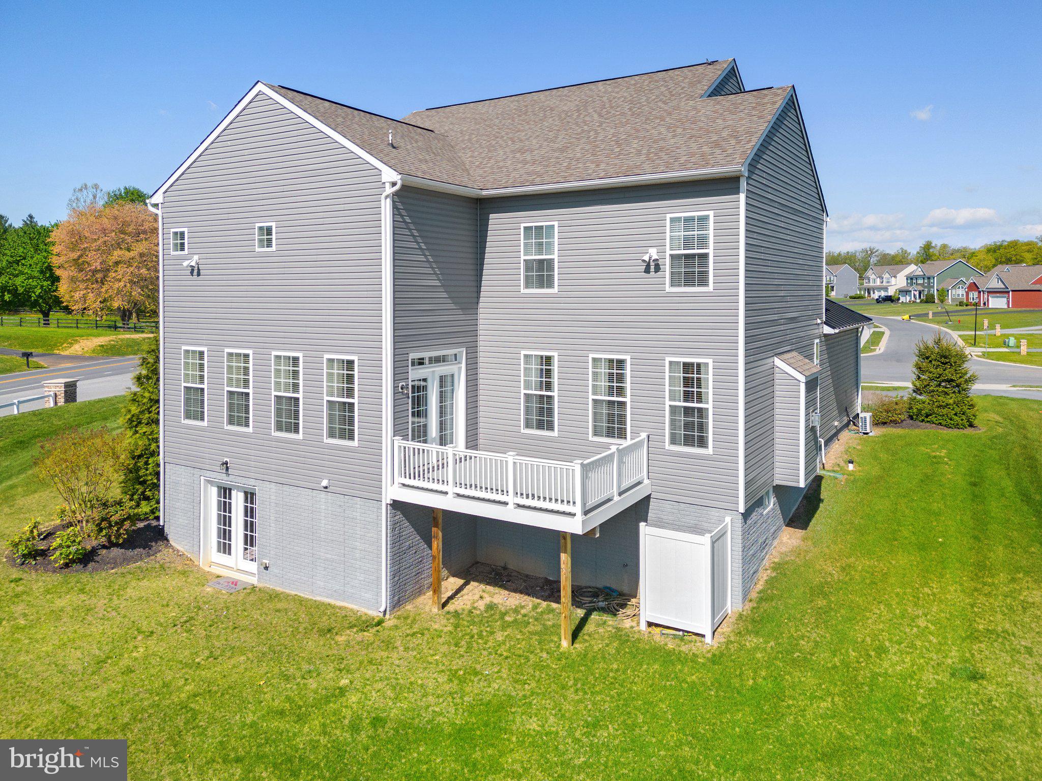 ASPEN GREENS - Residential