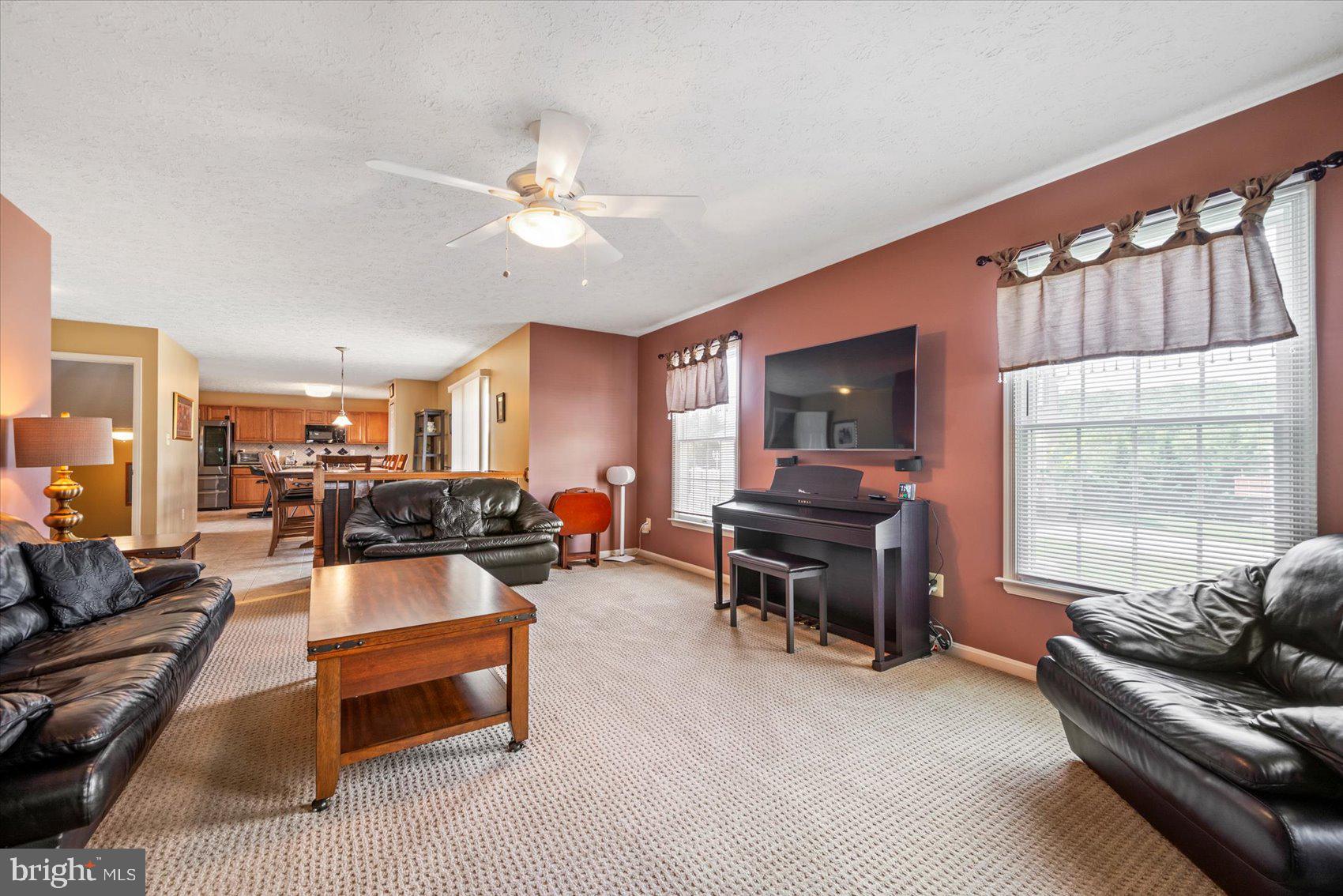 LYONSWOOD - Residential