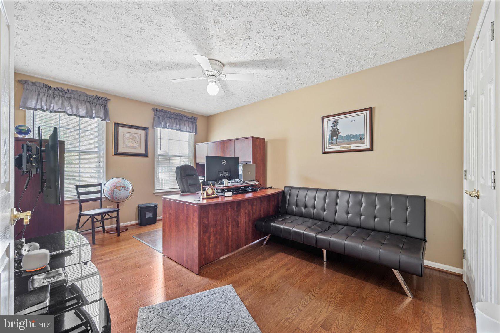 LYONSWOOD - Residential