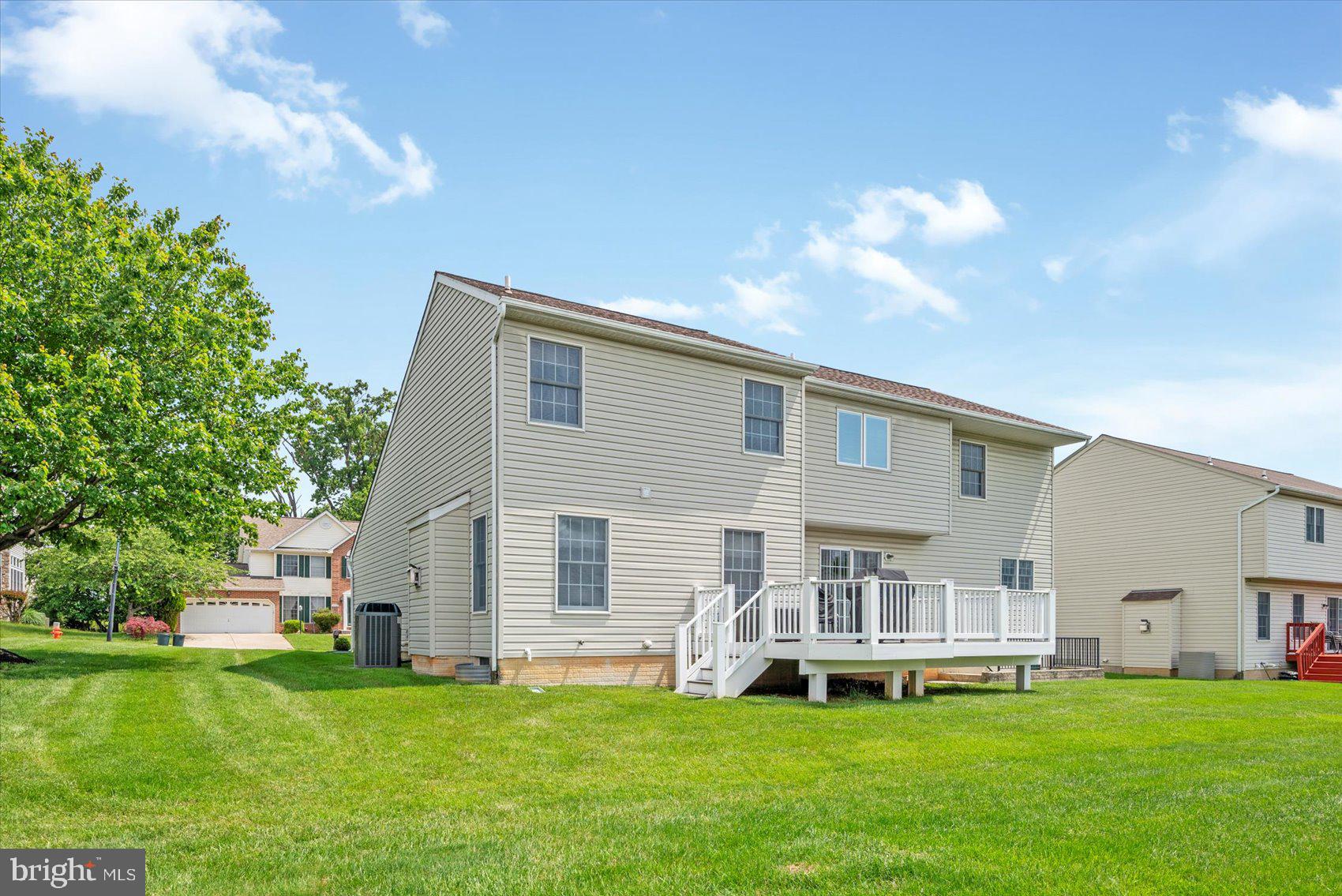 LYONSWOOD - Residential