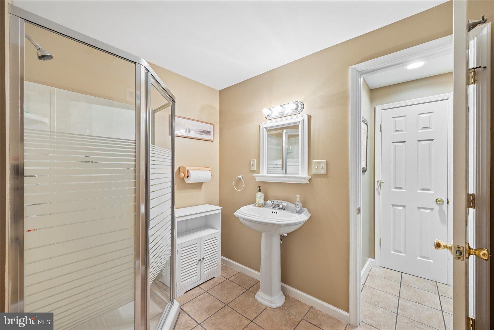 LYONSWOOD - Residential