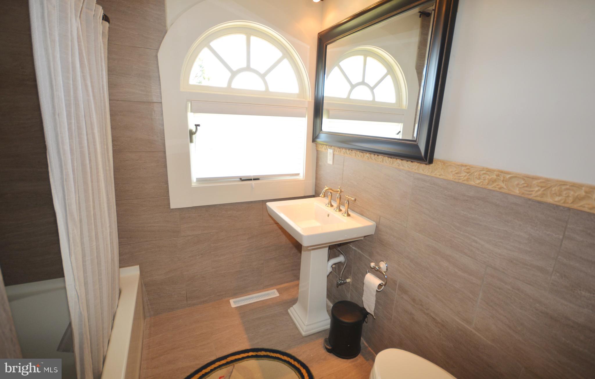 EASTON - Residential