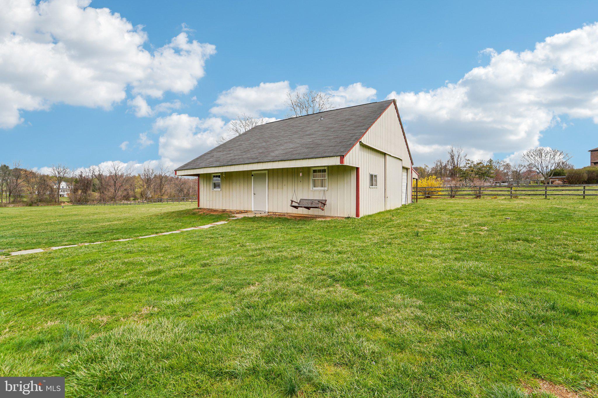 WEST FRIENDSHIP - Residential